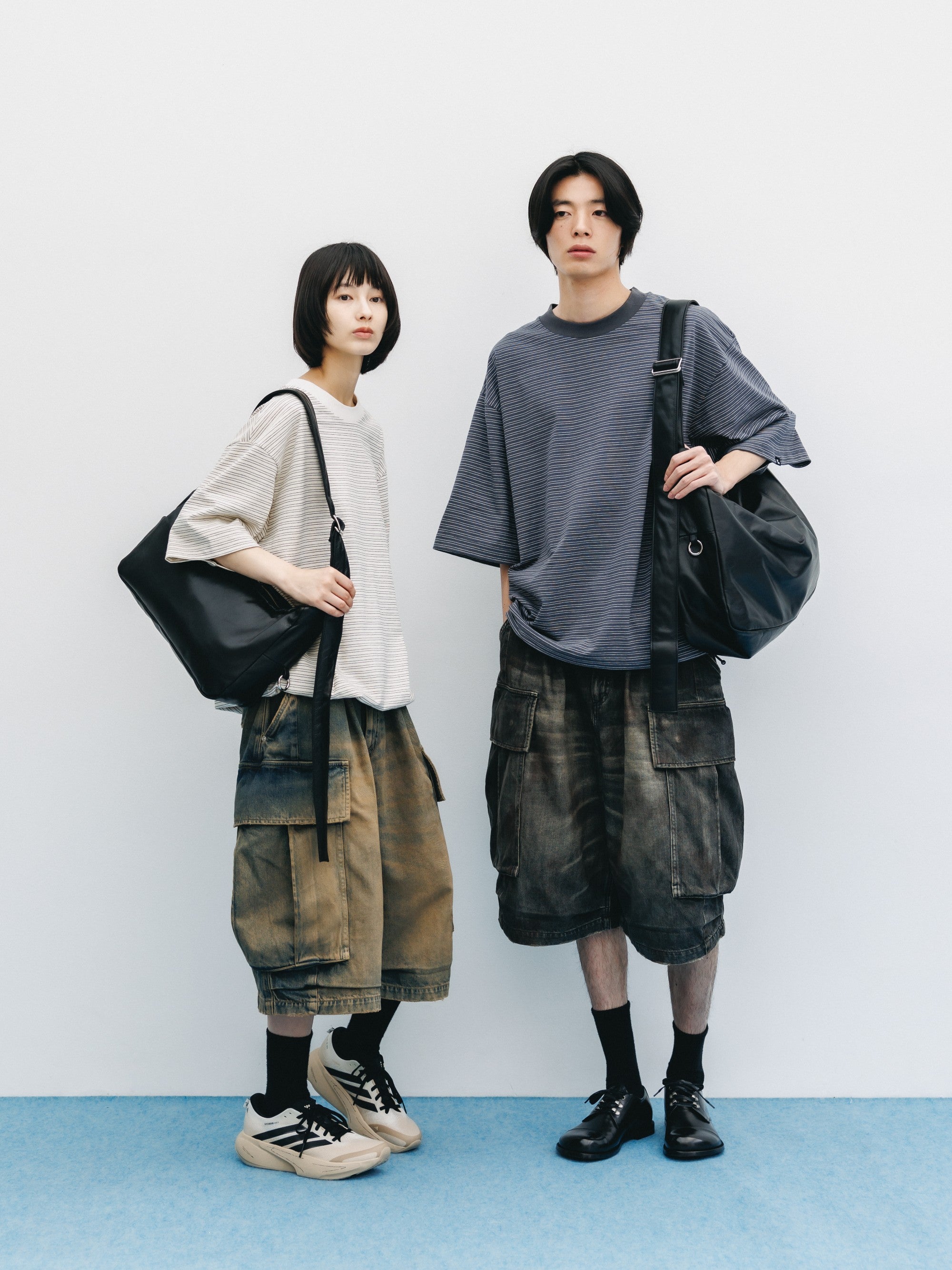 【8.5 WED 20:00- IN STOCK】LEATHER HOLIDAY BAG LARGE (BLACK)