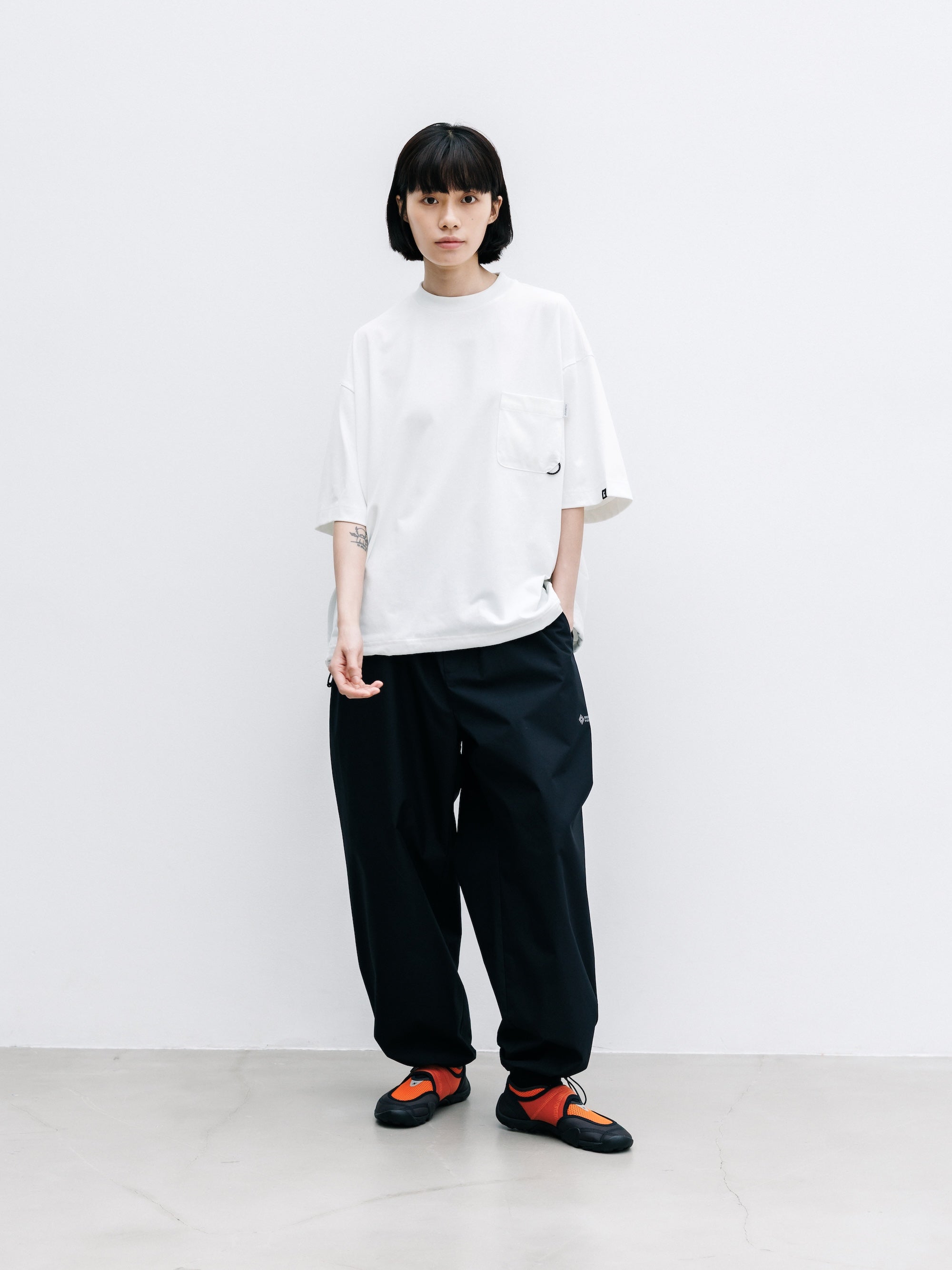 【8.8 SAT 20:00- IN STOCK】+phenix WINDSTOPPER® by GORE-TEX LABS CITY UNIFORM VENTILATION PANTS (BLACK×WHITE)