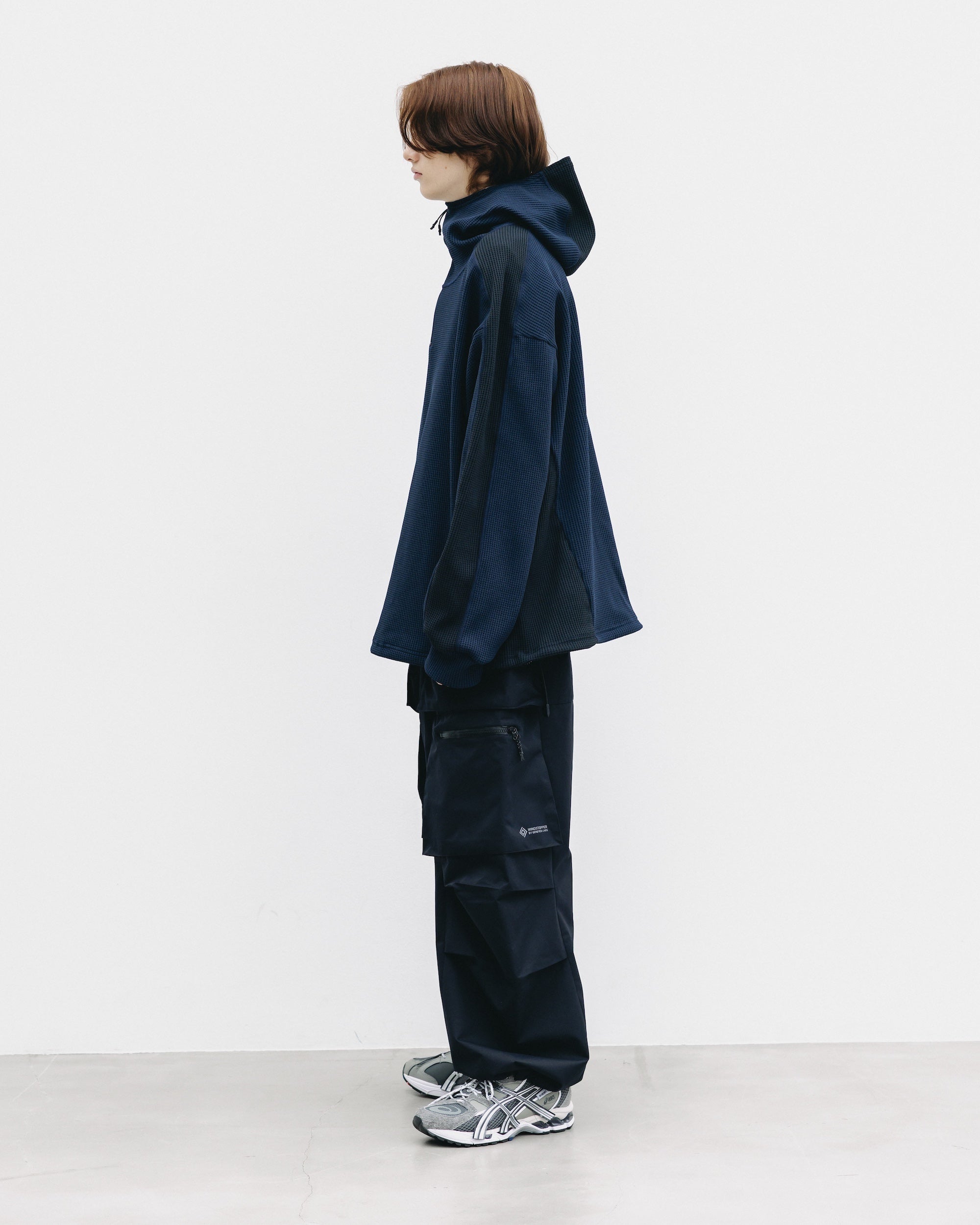 CITY LIGHT THERMAL HALF ZIP HOODIE (NAVY×BLACK)