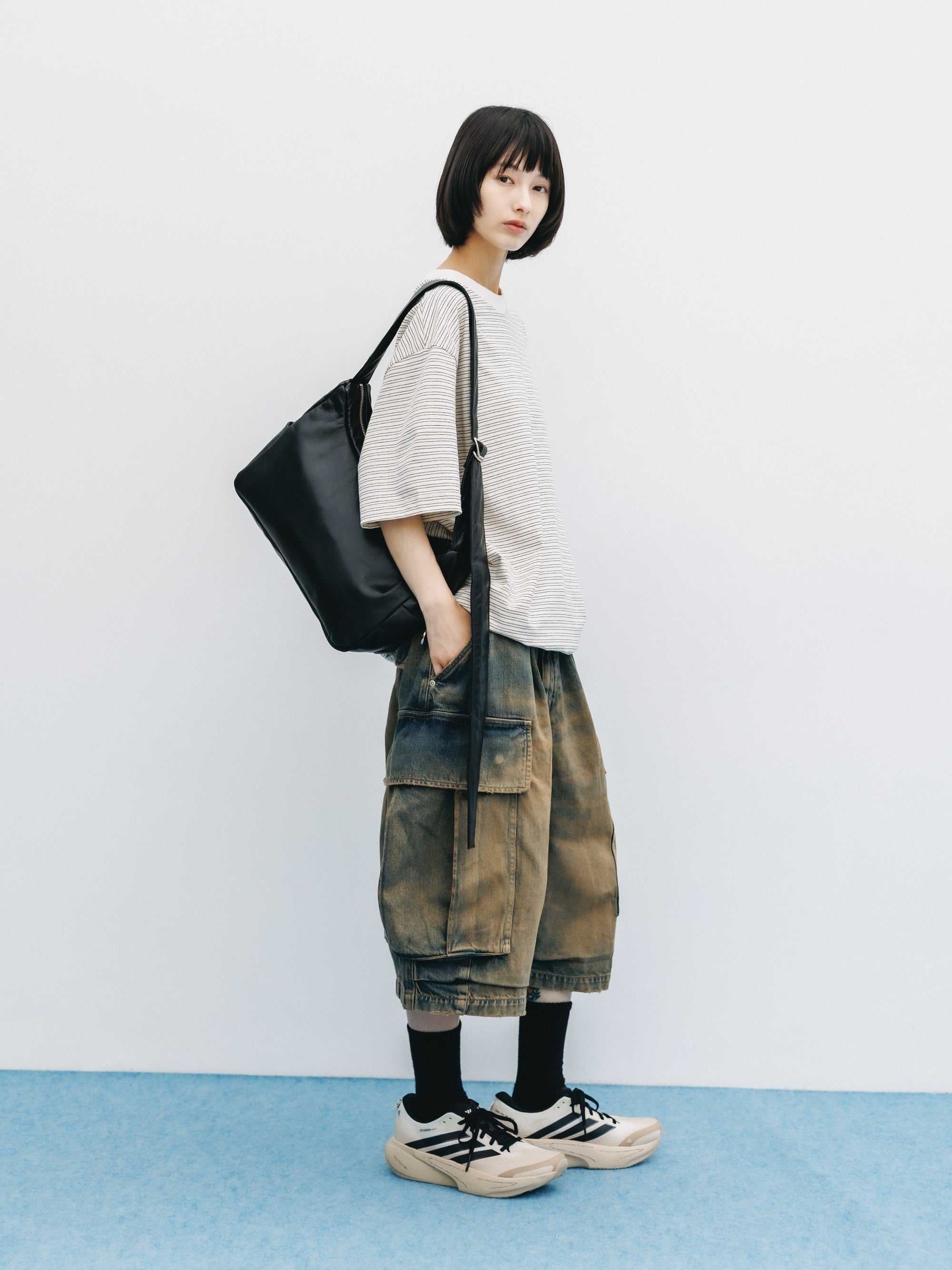 【8.5 WED 20:00- IN STOCK】LEATHER HOLIDAY BAG (BLACK)