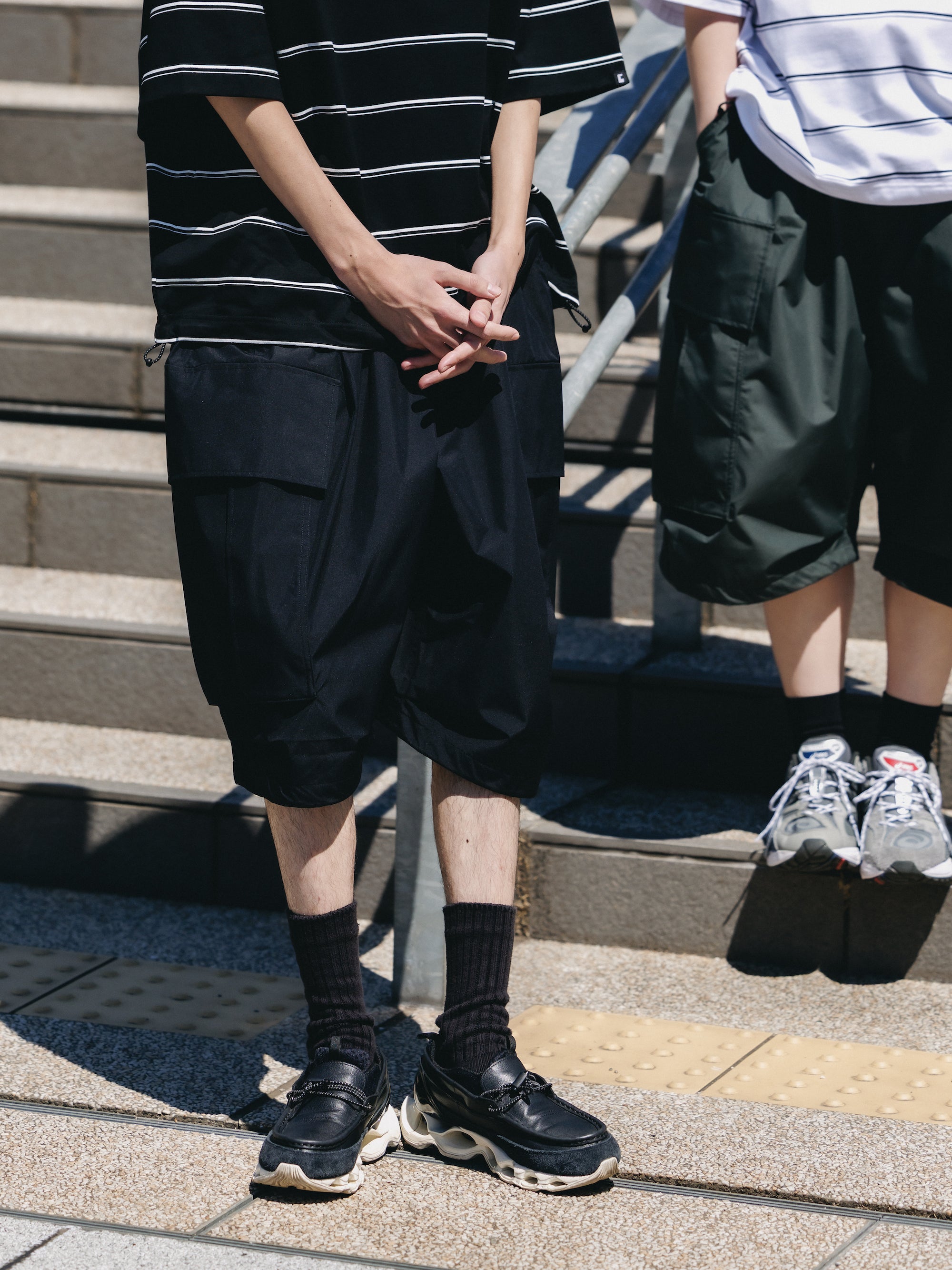 +PHENIX WINDSTOPPER® BY GORE-TEX LABS CITY MEGA POCKET BALLOON CARGO HALF PANTS(BLACK)