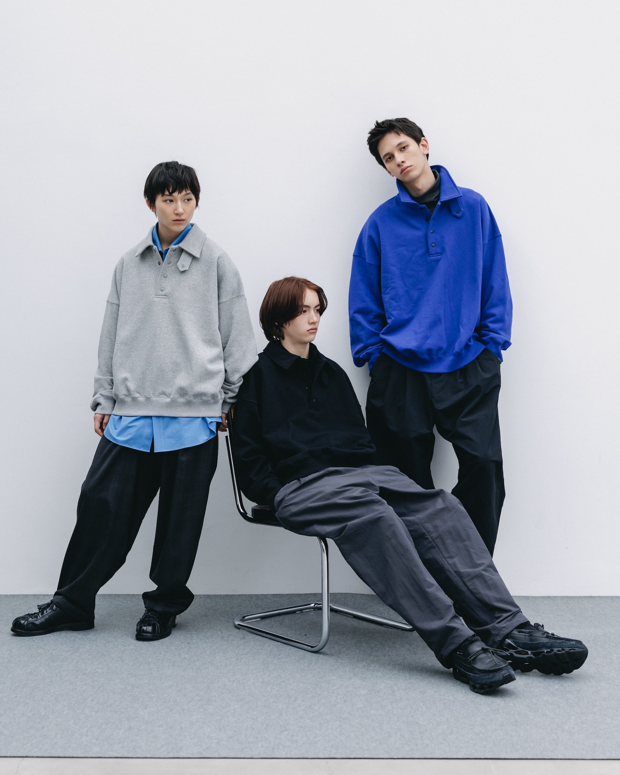 HALF SNAP SWEATSHIRT (BLACK)