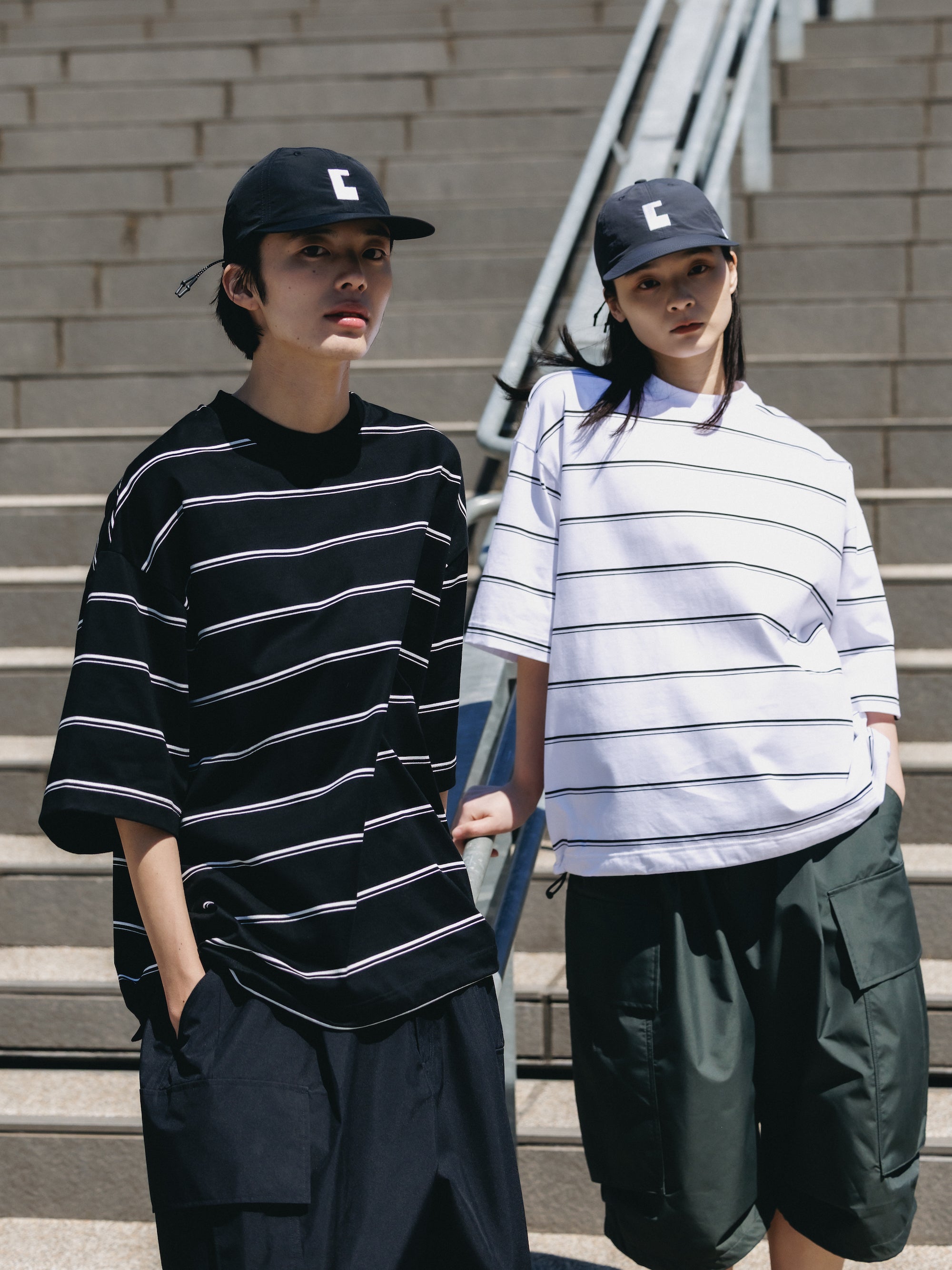 THICK THIN STRIPE S/S T-SHIRT WITH DRAWSTRINGS (WHITE)