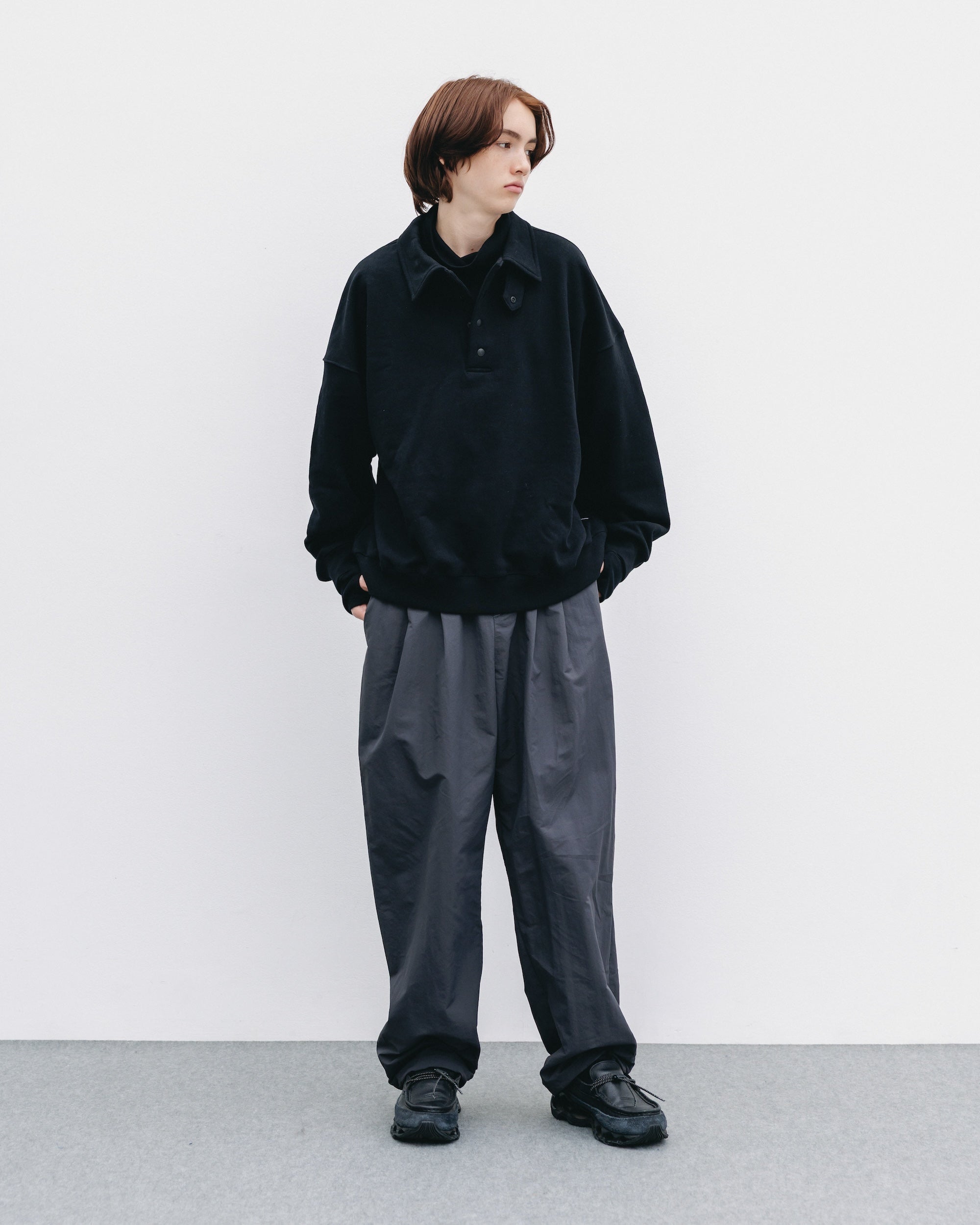 HALF SNAP SWEATSHIRT (BLACK)