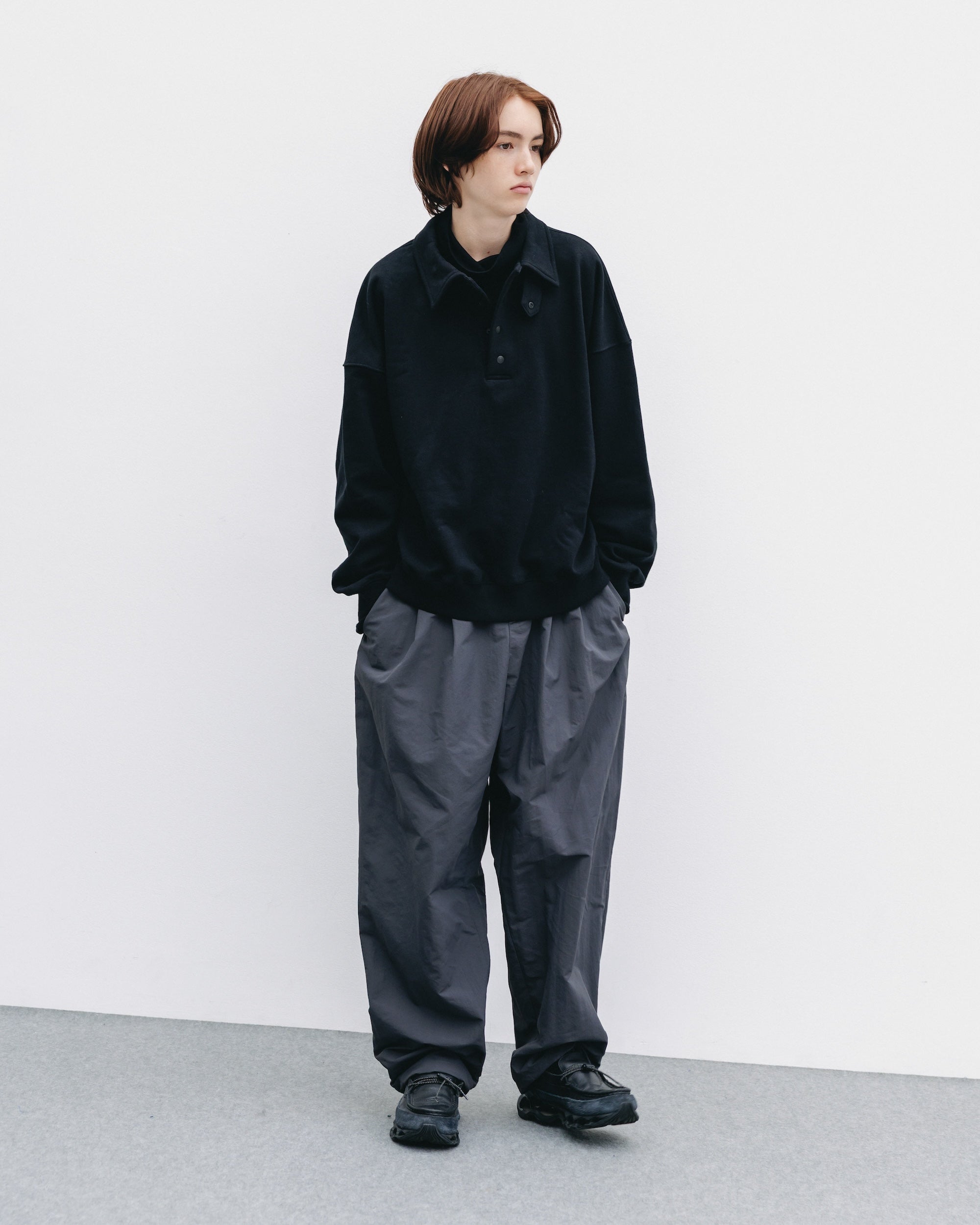 HALF SNAP SWEATSHIRT (BLACK)