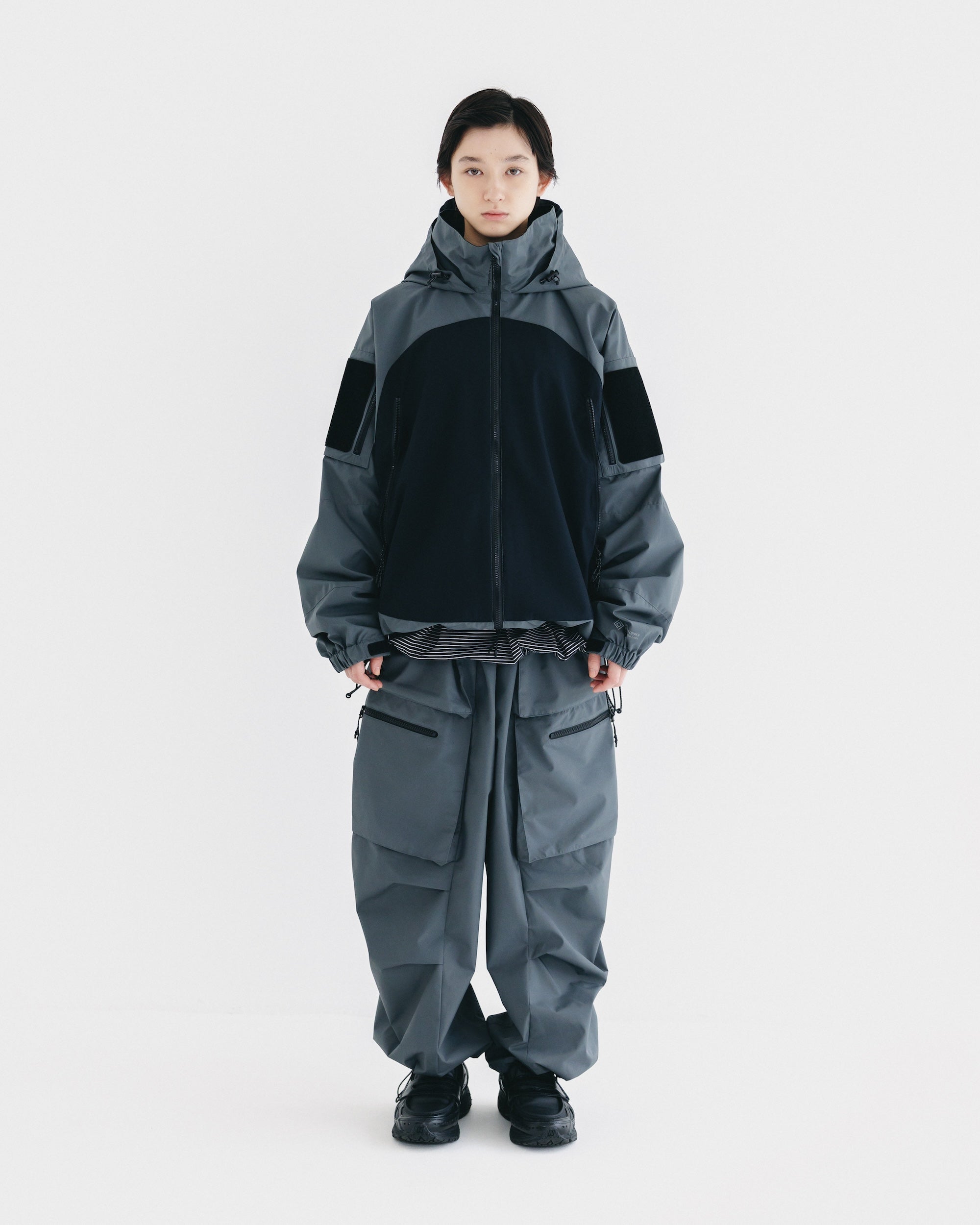 【10.8 WED 20:00- IN STOCK】+phenix WINDSTOPPER® by GORE-TEX LABS CITY MILITARY CURVE PANTS (GRAPHAITE GRAY)