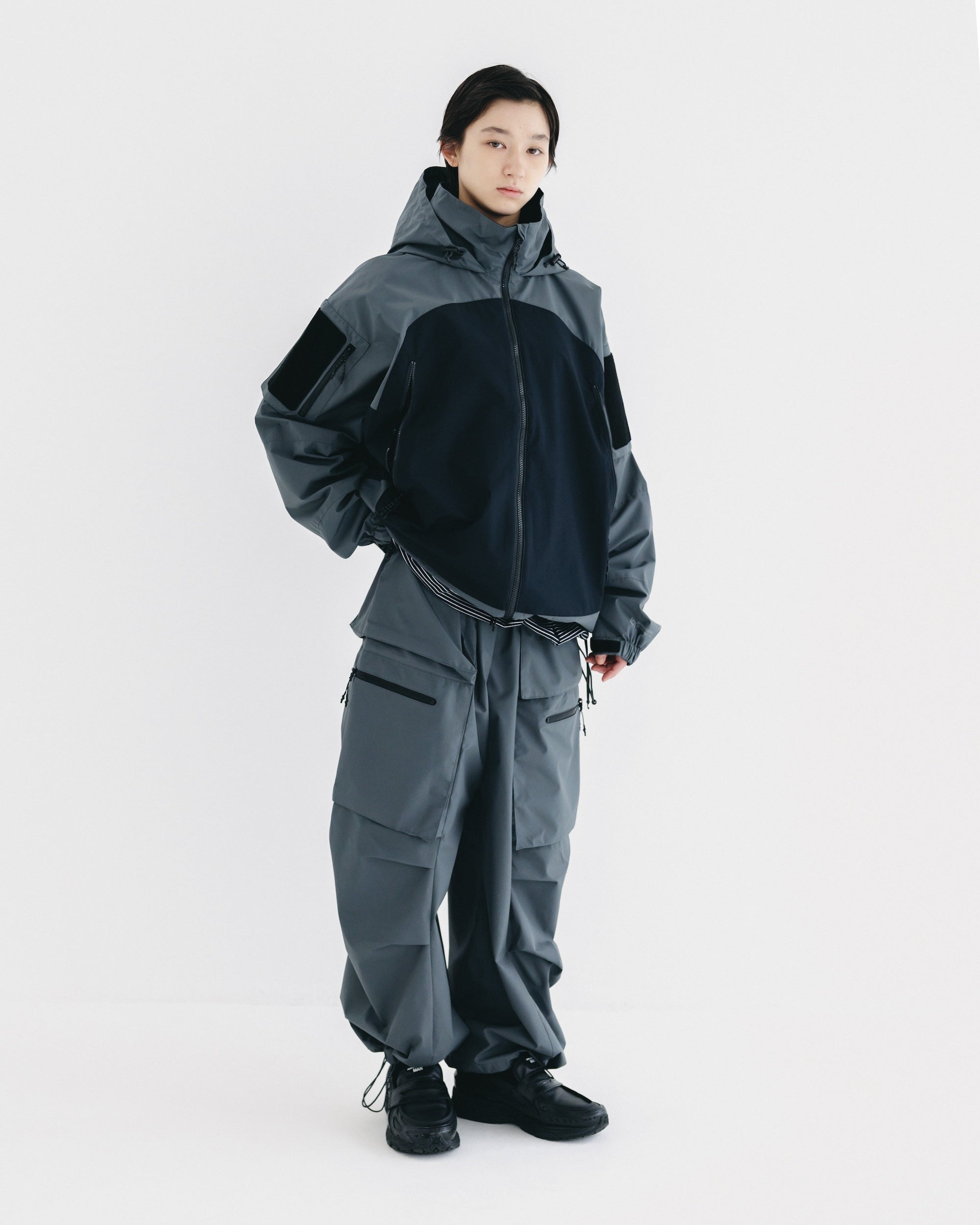 【10.8 WED 20:00- IN STOCK】+phenix WINDSTOPPER® by GORE-TEX LABS CITY MILITARY CURVE PANTS (GRAPHAITE GRAY)