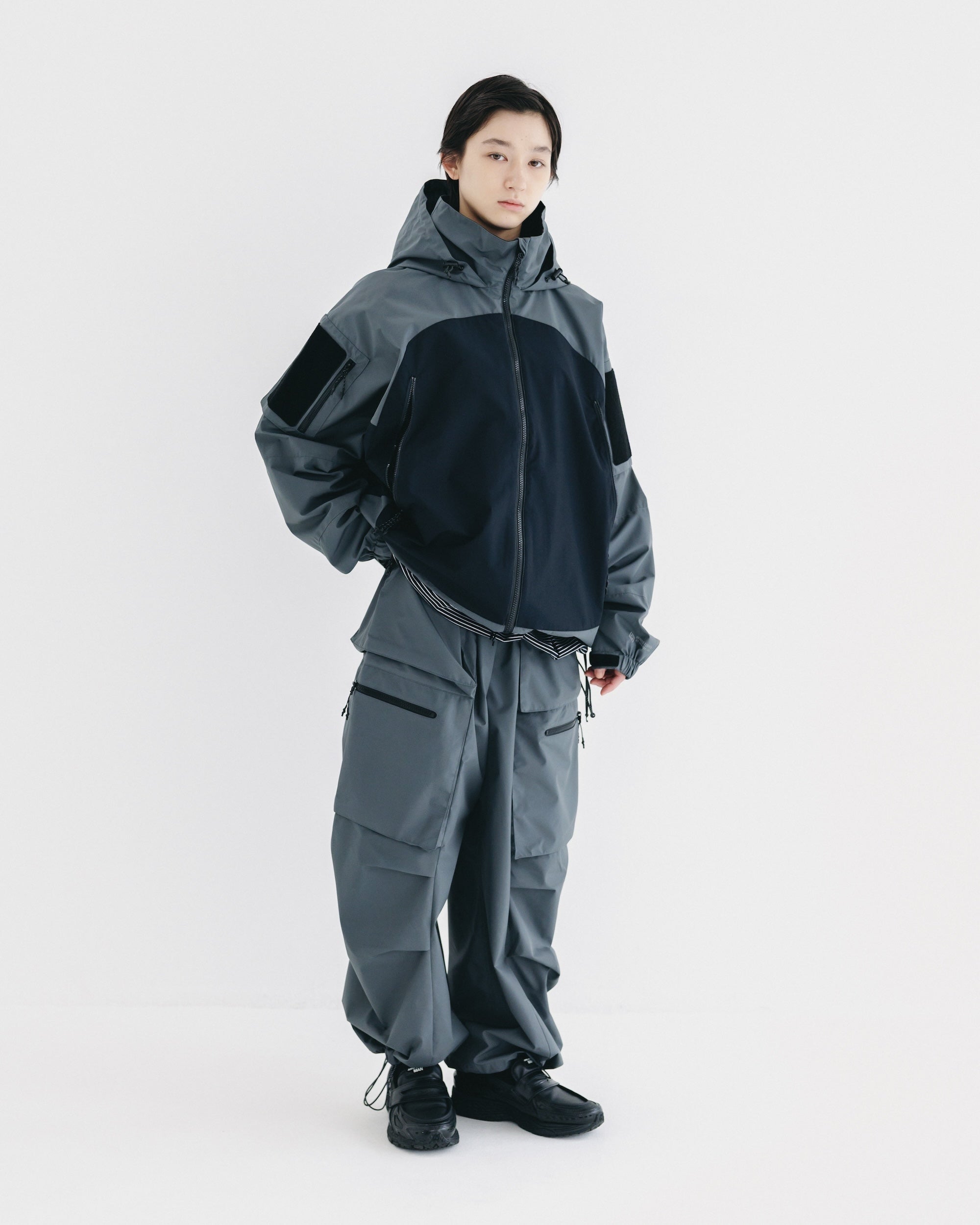 【10.8 WED 20:00- IN STOCK】+phenix WINDSTOPPER® by GORE-TEX LABS CITY MILITARY CURVE PANTS (GRAPHAITE GRAY)