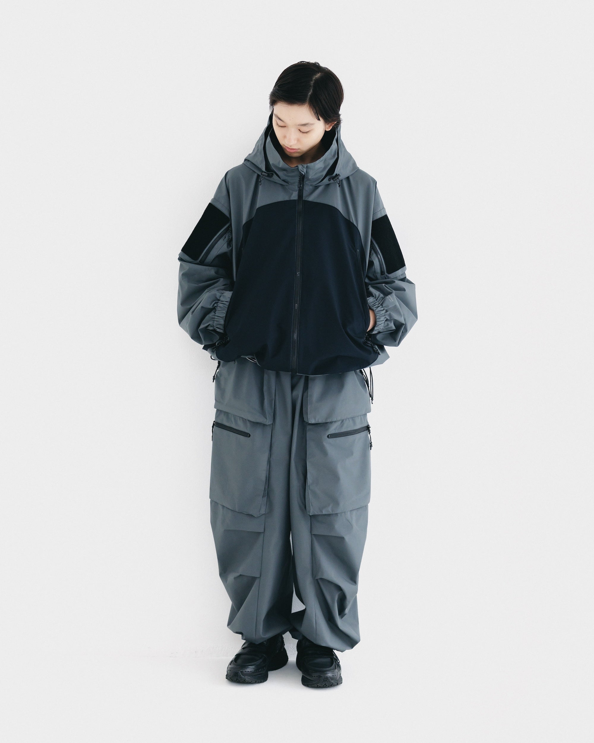 【10.8 WED 20:00- IN STOCK】+phenix WINDSTOPPER® by GORE-TEX LABS CITY MILITARY CURVE PANTS (GRAPHAITE GRAY)