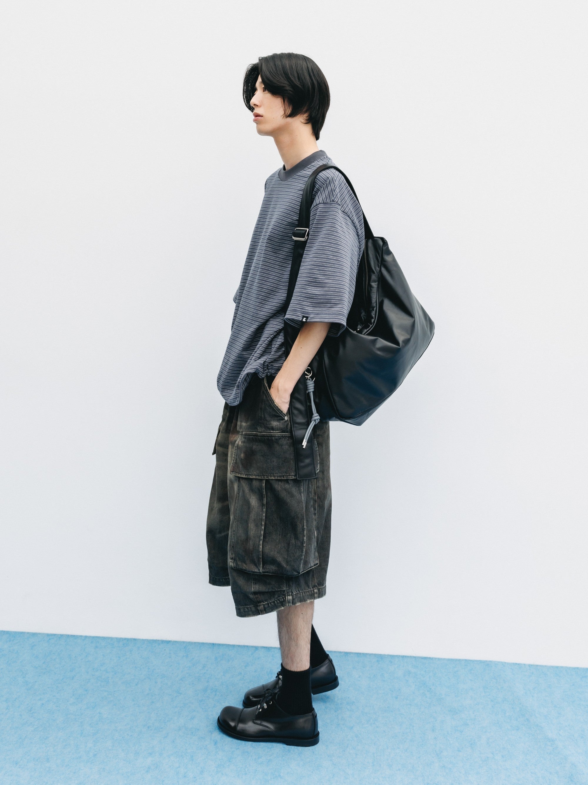 【8.5 WED 20:00- IN STOCK】LEATHER HOLIDAY BAG LARGE (BLACK)