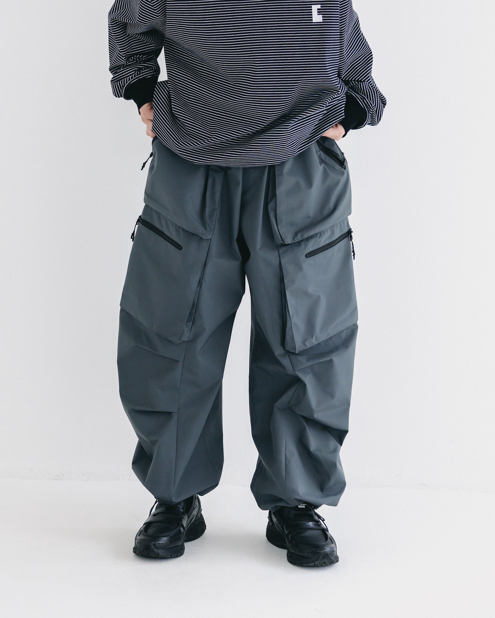 【10.8 WED 20:00- IN STOCK】+phenix WINDSTOPPER® by GORE-TEX LABS CITY MILITARY CURVE PANTS (GRAPHAITE GRAY)