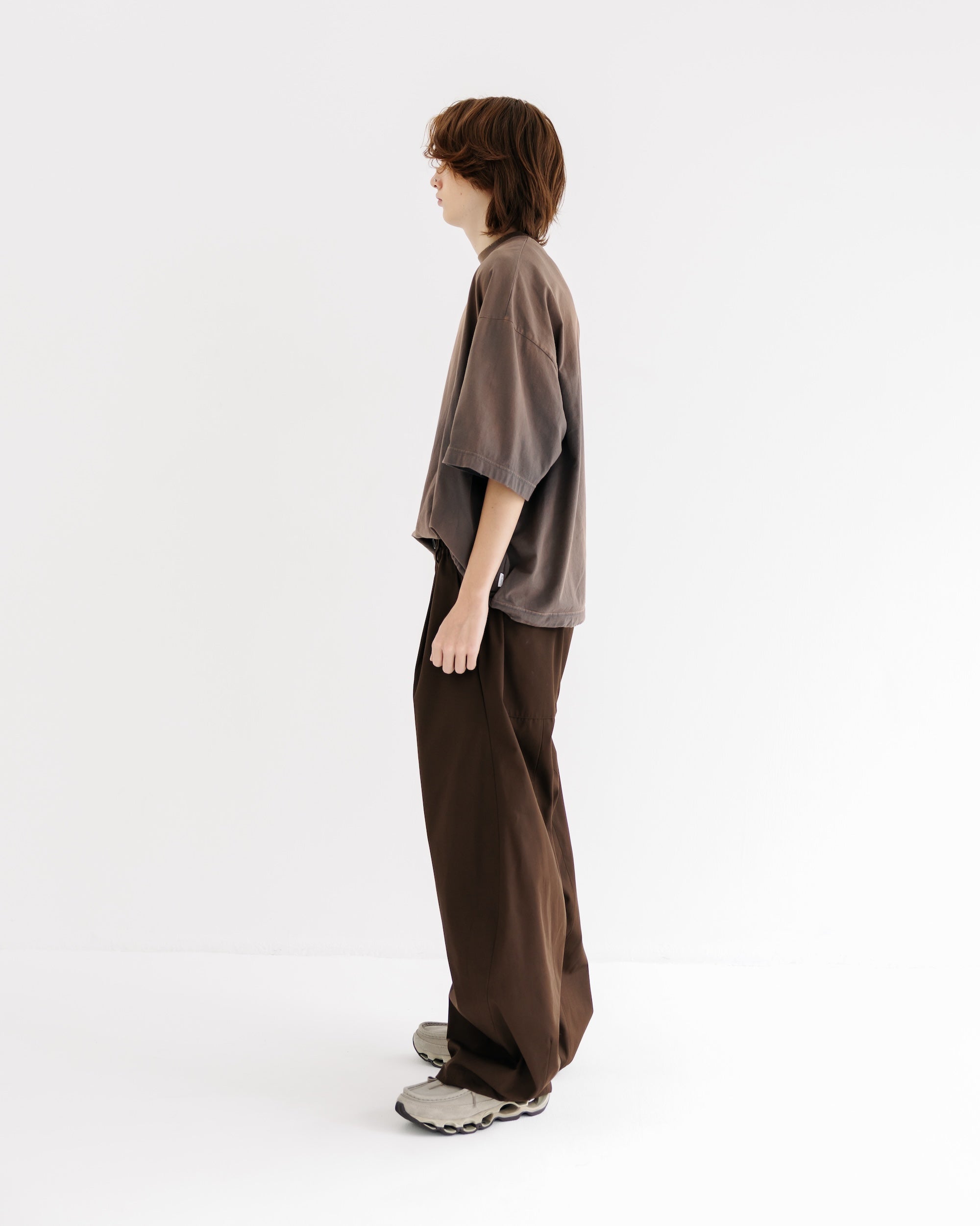 【9.10 WED 20:00- IN STOCK】BARREL LEG EASY PANTS (BROWN)