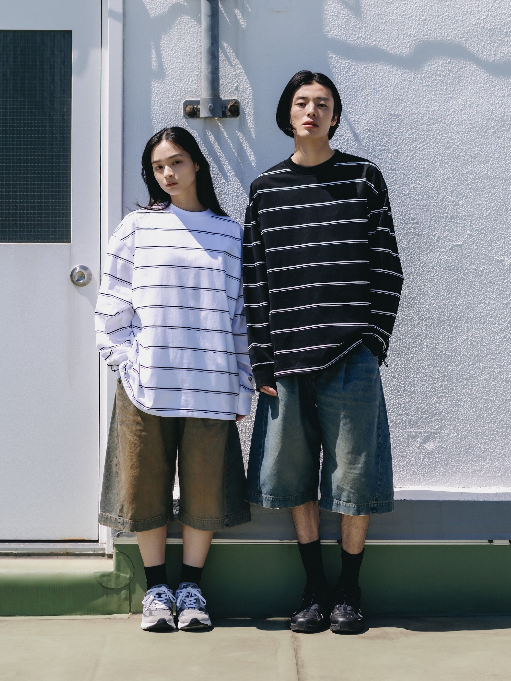 THICK THIN STRIPE L/S T-SHIRT WITH DRAWSTRINGS (WHITE))