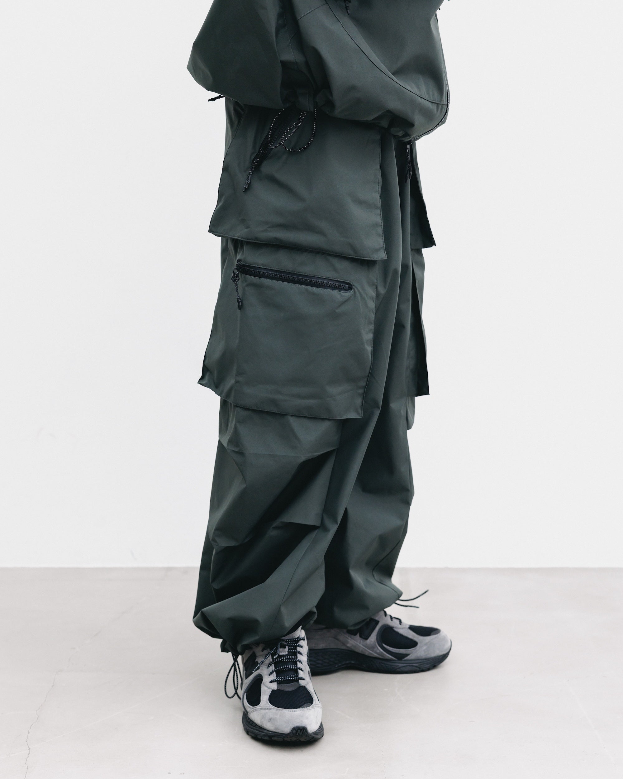 +phenix WINDSTOPPER® by GORE-TEX LABS CITY MILITARY CURVE PANTS (ASPHALT GRAY)