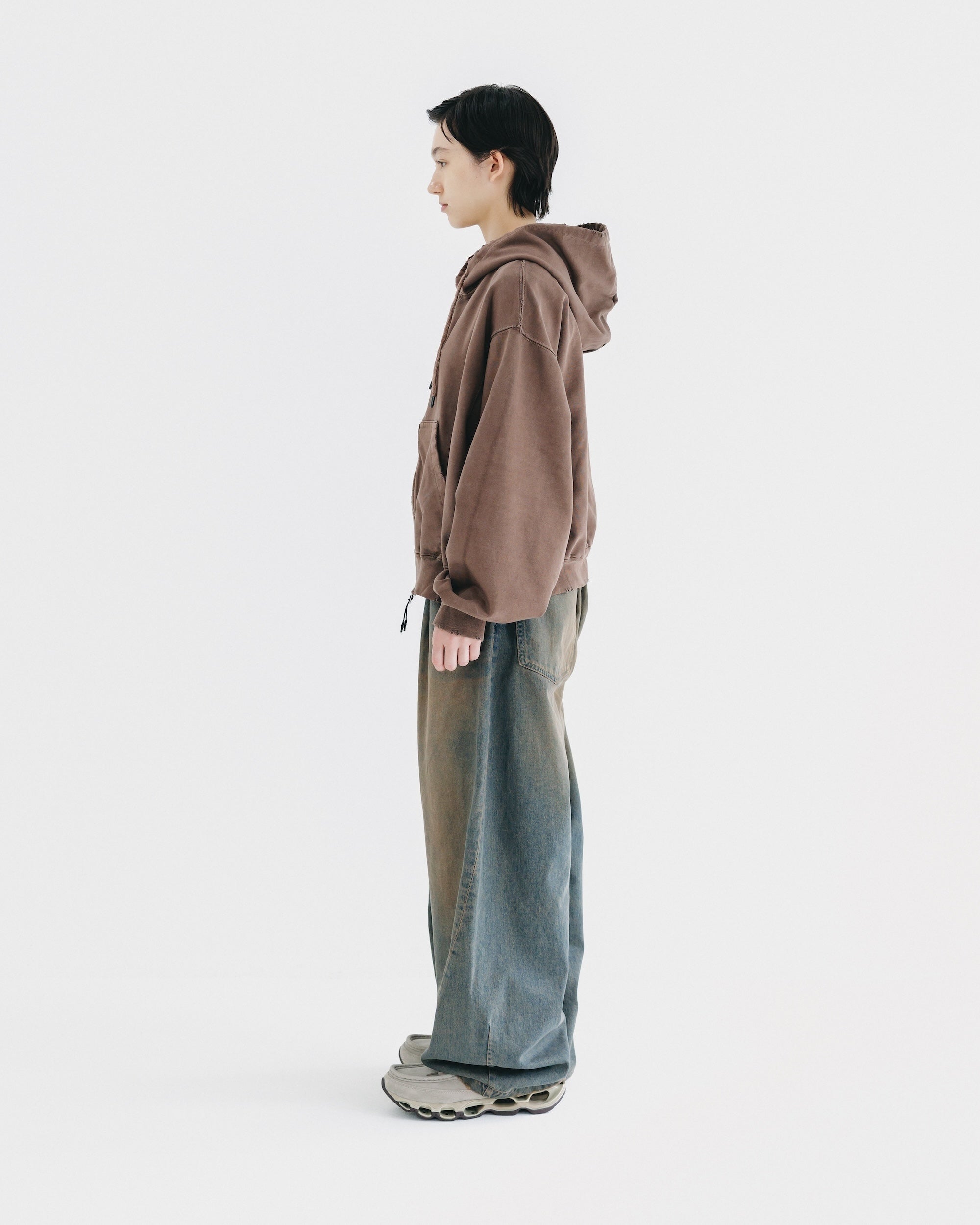 【10.1 WED 20:00- IN STOCK】VINTAGE DYED SELVEDGE DENIM BARREL LEG PANTS (VINTAGE BROWN)