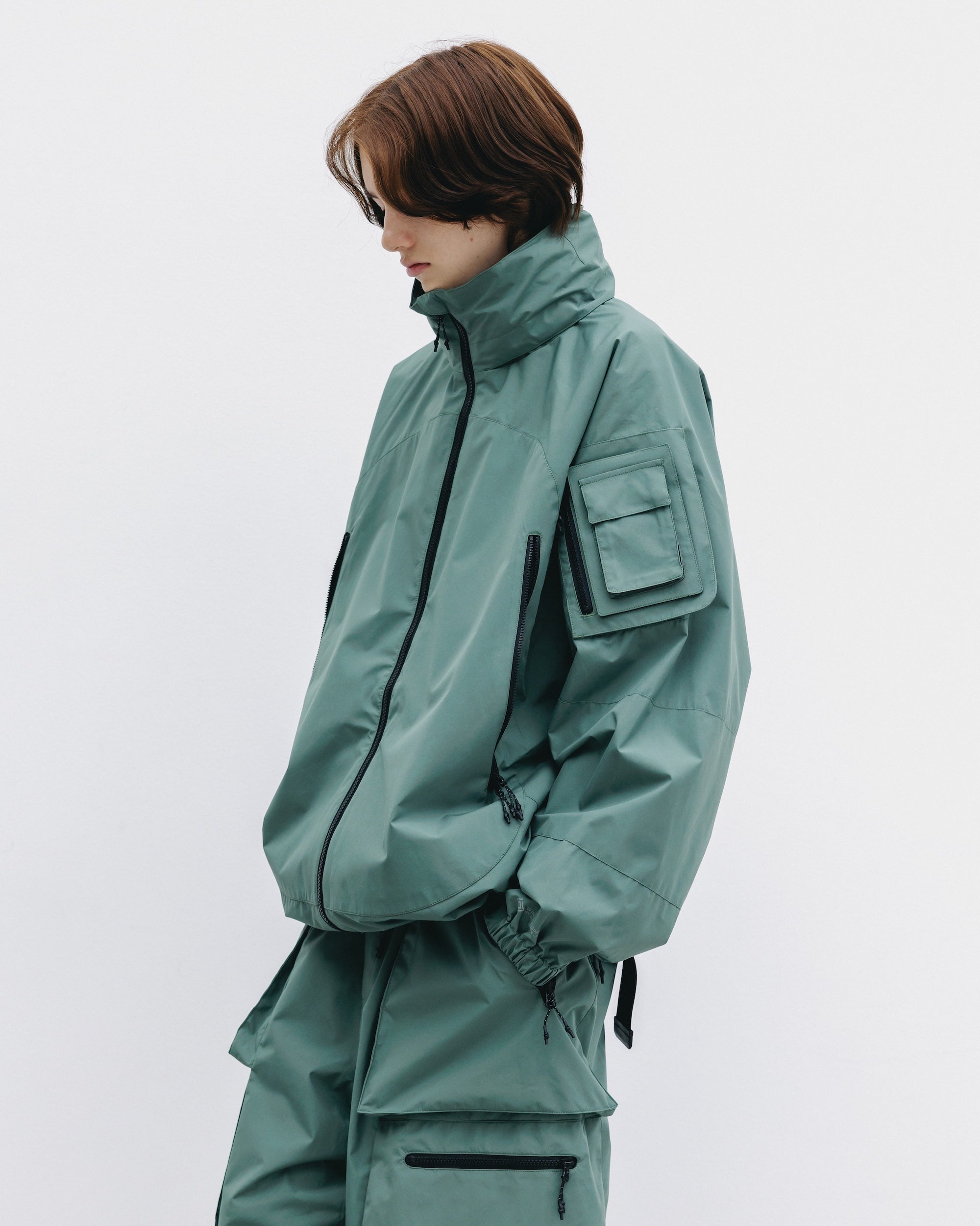 +phenix WINDSTOPPER® by GORE-TEX LABS CITY MILITARY JACKET (MILITARY GREEN)