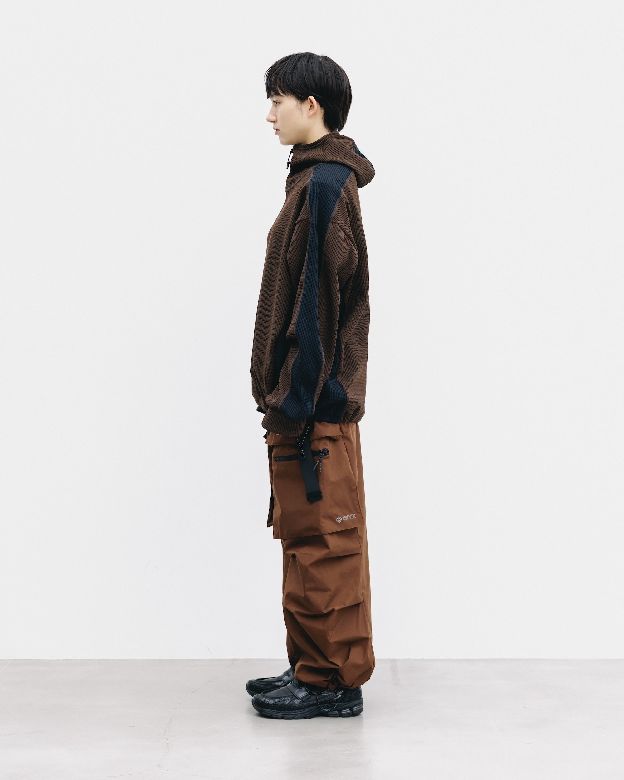 CITY LIGHT THERMAL HALF ZIP HOODIE (BROWN×BLACK)