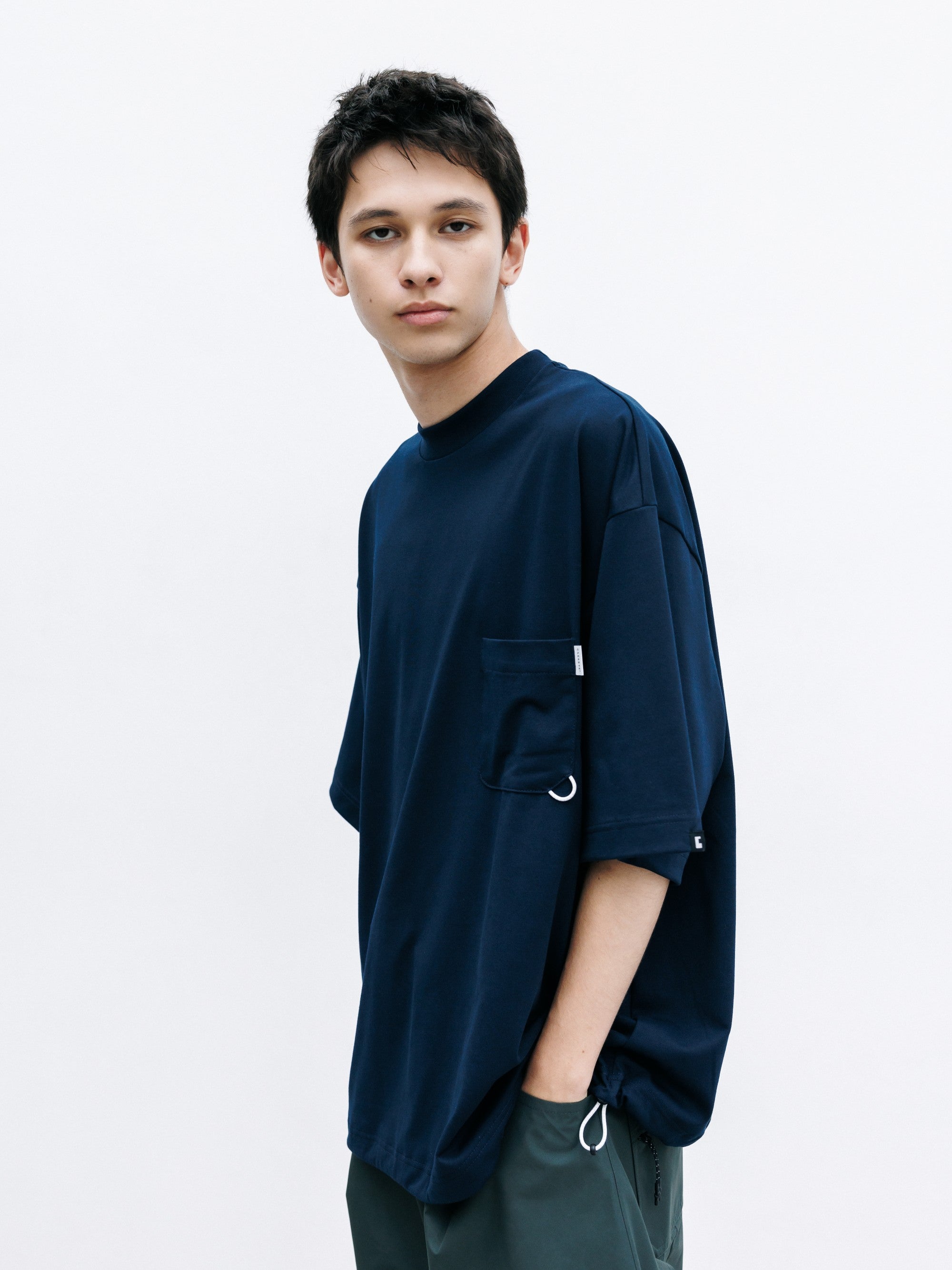 TECH POCKET S/S T-SHIRT (NAVY)