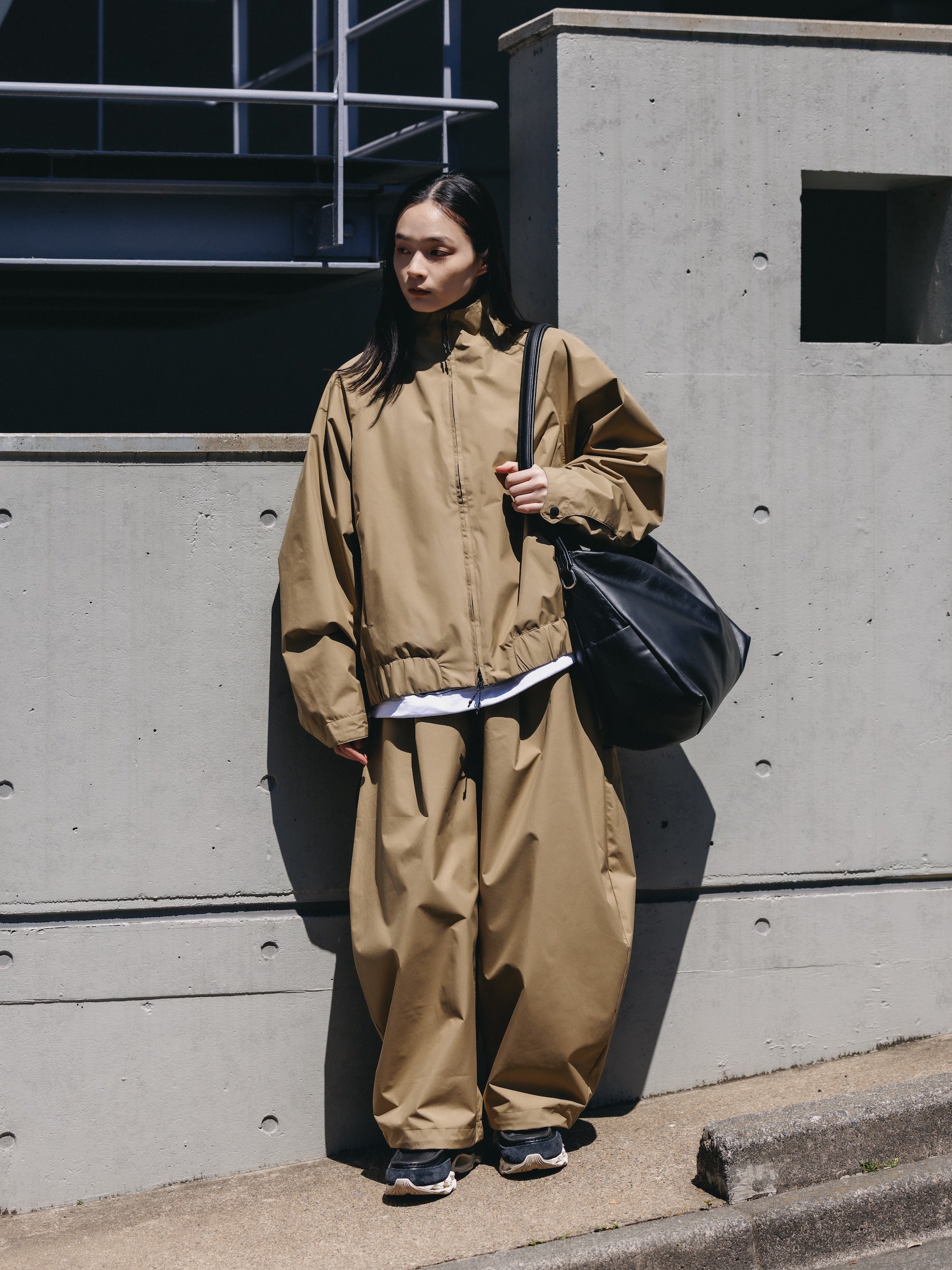 LEATHER NOMAD BAG