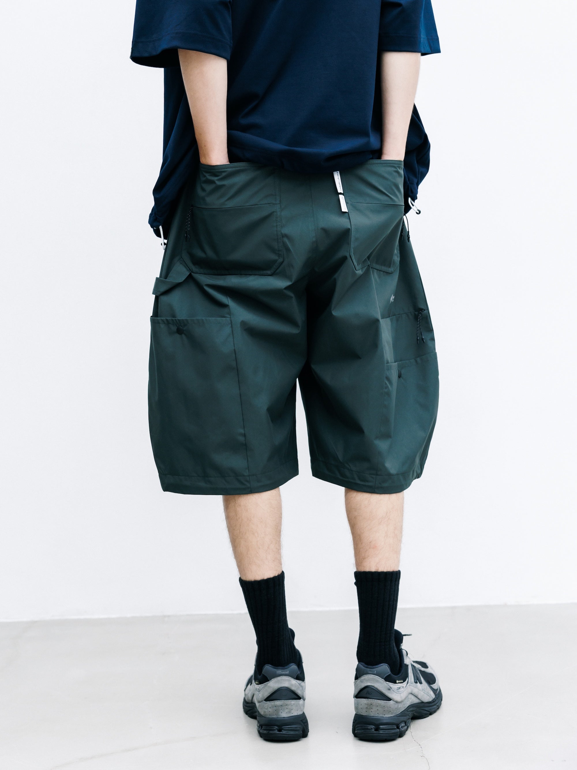【7.25 SAT 20:00- IN STOCK】+phenix WINDSTOPPER® by GORE-TEX LABS CITY MASSIVE UTILITY HALF PANTS (ASPHALT GRAY)