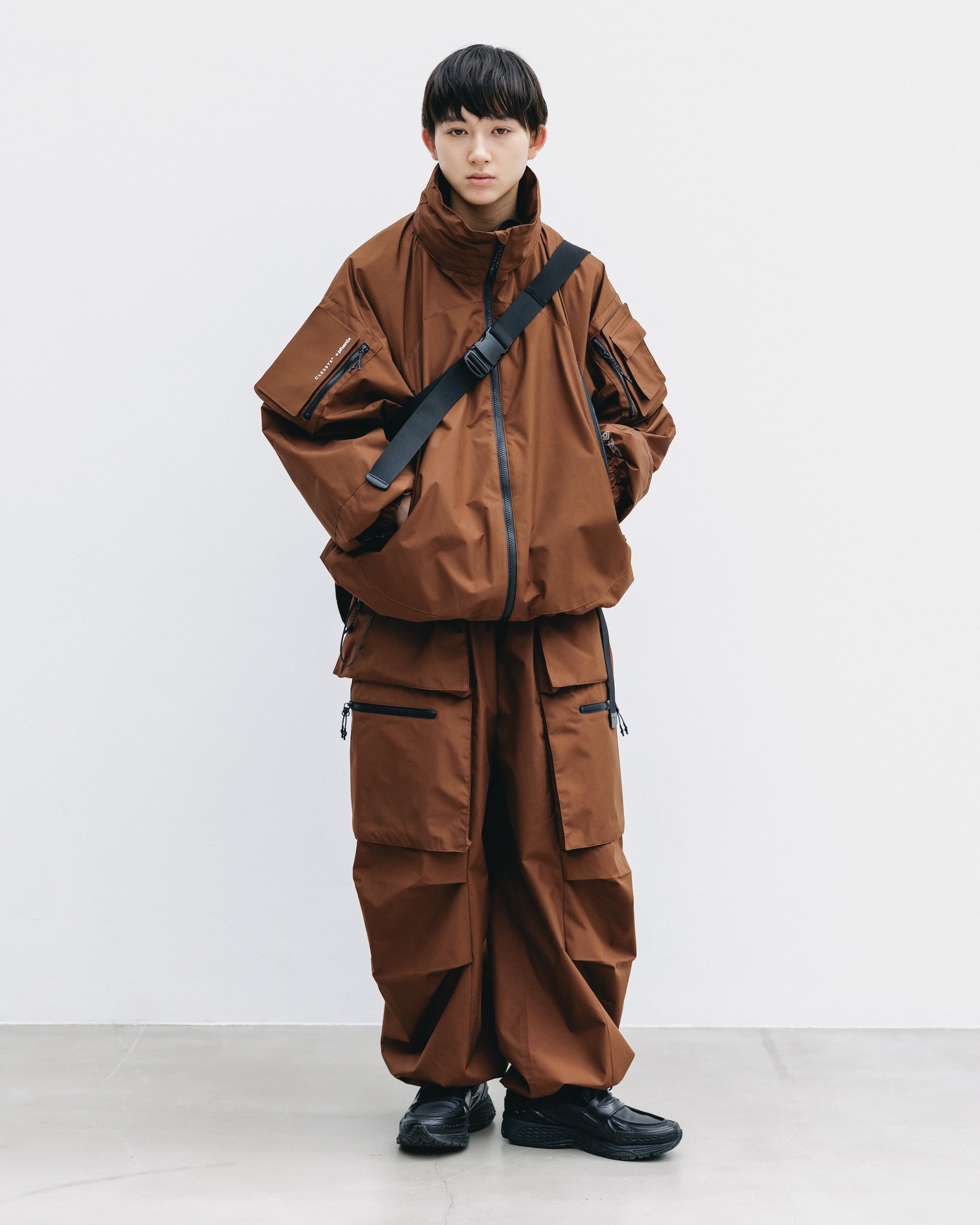 11.15 SAT 20:00- IN STOCK】SOFT SHELL FUTURE BAG (BLACK)