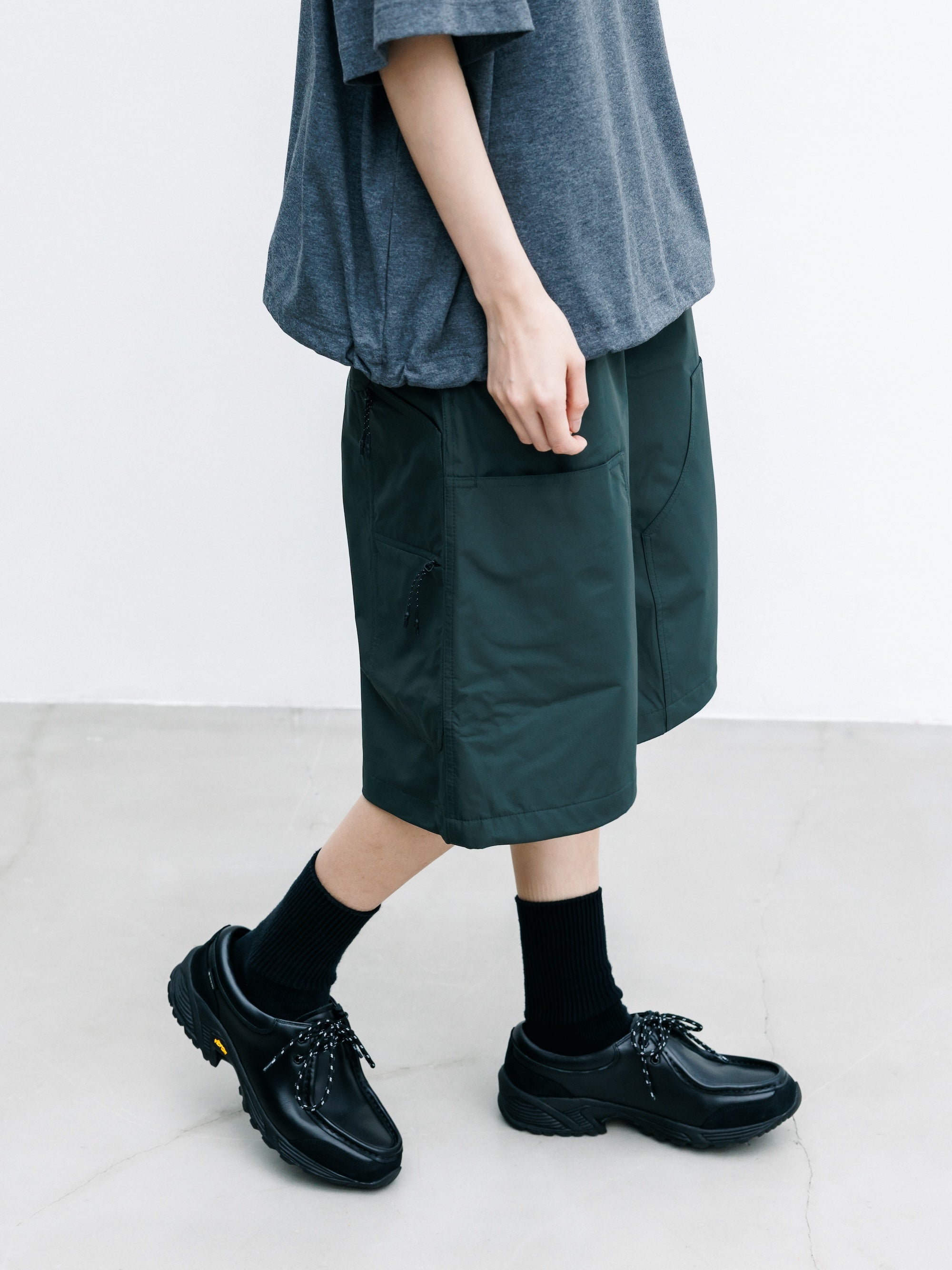 【7.22 WED 20:00- IN STOCK】+phenix WINDSTOPPER® by GORE-TEX LABS CITY DOUBLE KNEE WORKER HALF PANTS (ASPHALT GRAY)