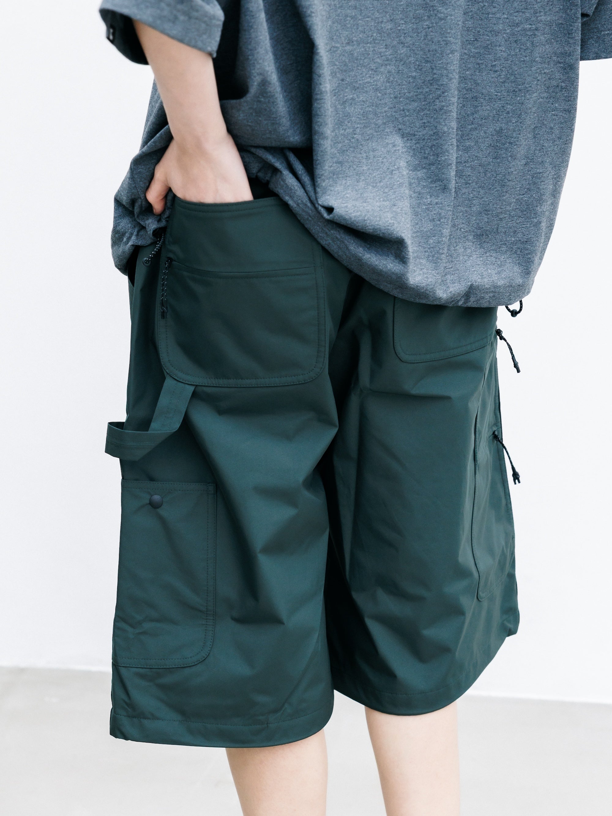 【7.22 WED 20:00- IN STOCK】+phenix WINDSTOPPER® by GORE-TEX LABS CITY DOUBLE KNEE WORKER HALF PANTS (ASPHALT GRAY)