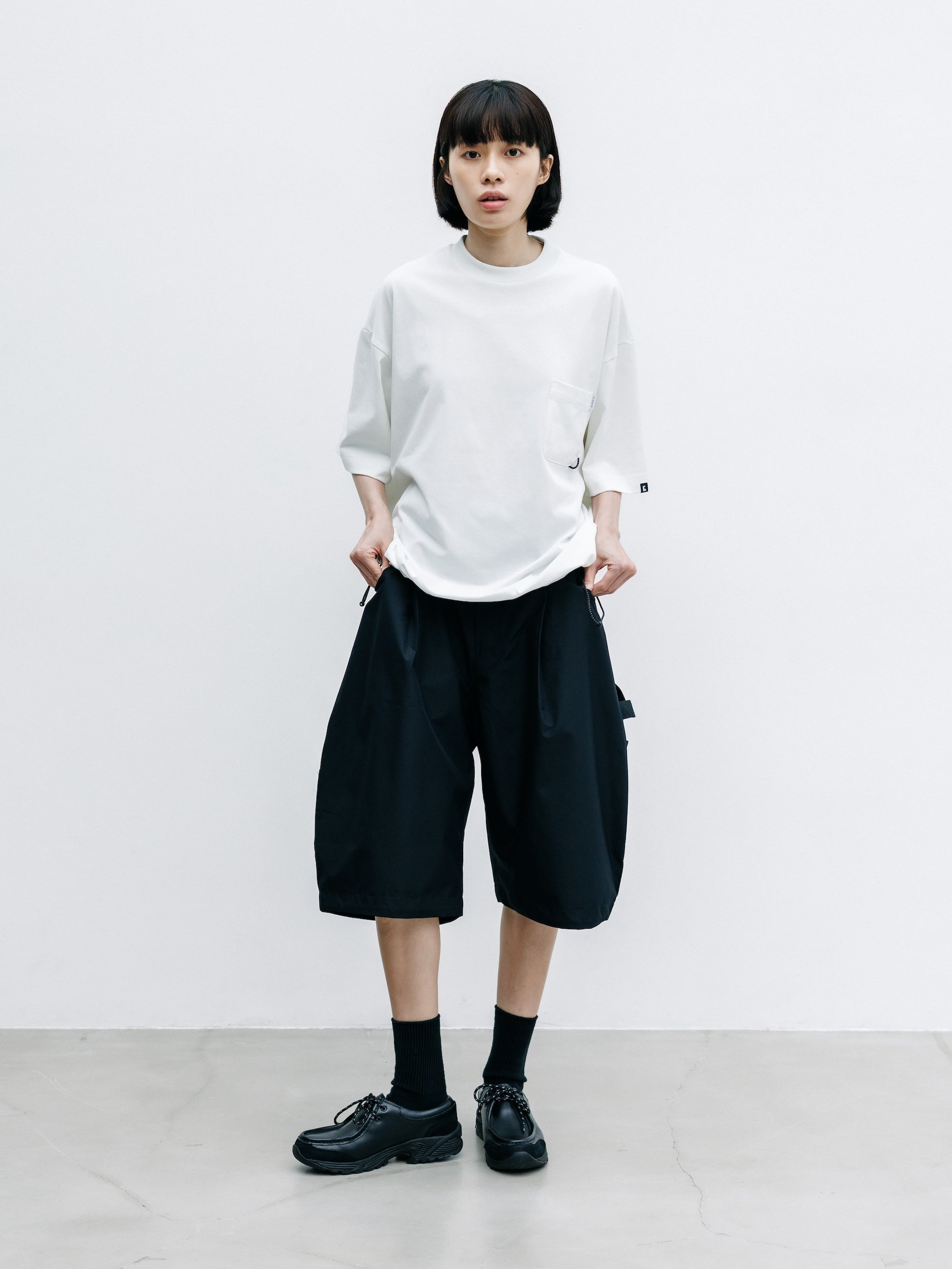 【7.22 WED 20:00- IN STOCK】TECH POCKET S/S T-SHIRT (WHITE)