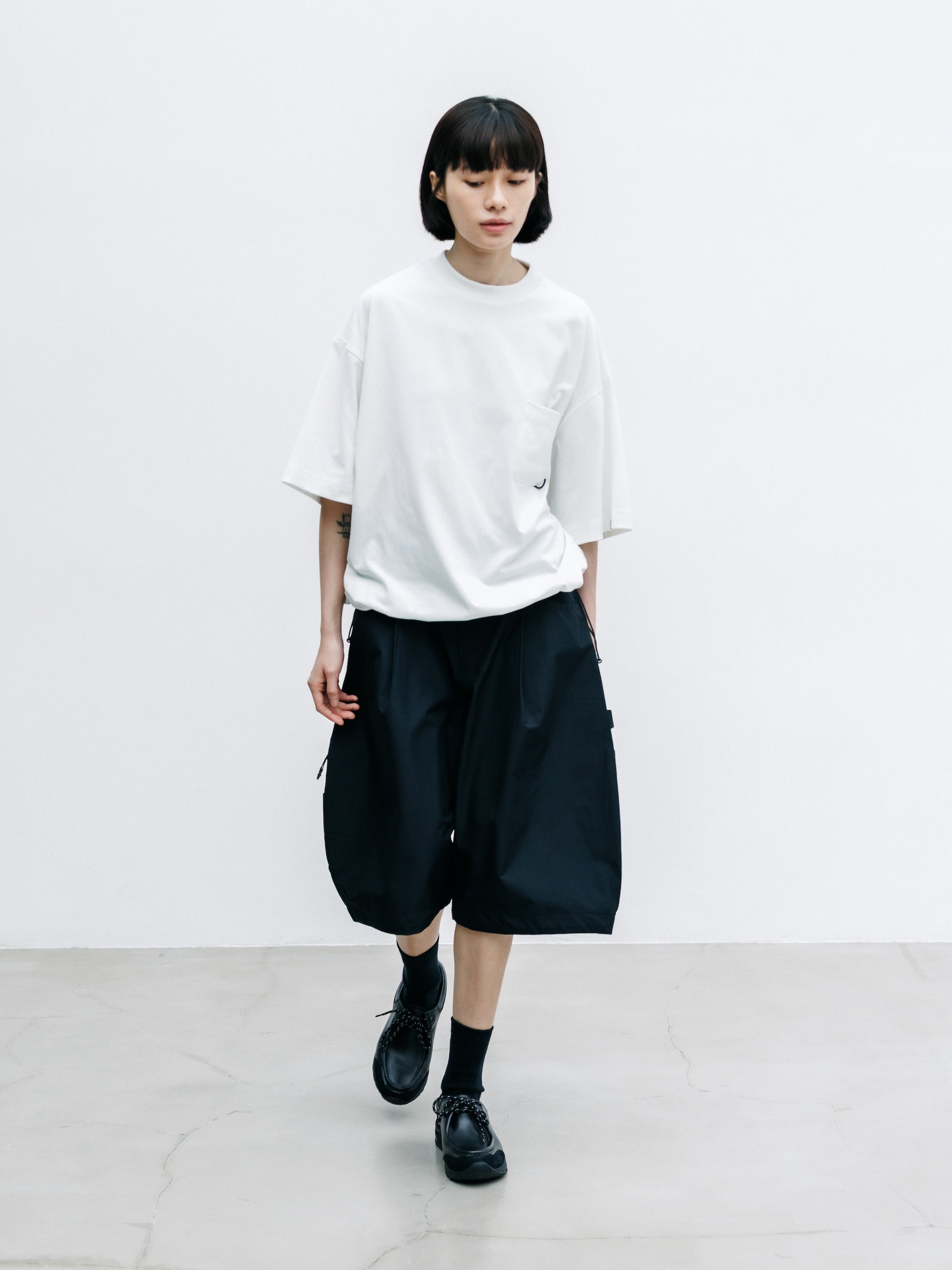 【7.22 WED 20:00- IN STOCK】TECH POCKET S/S T-SHIRT (WHITE)