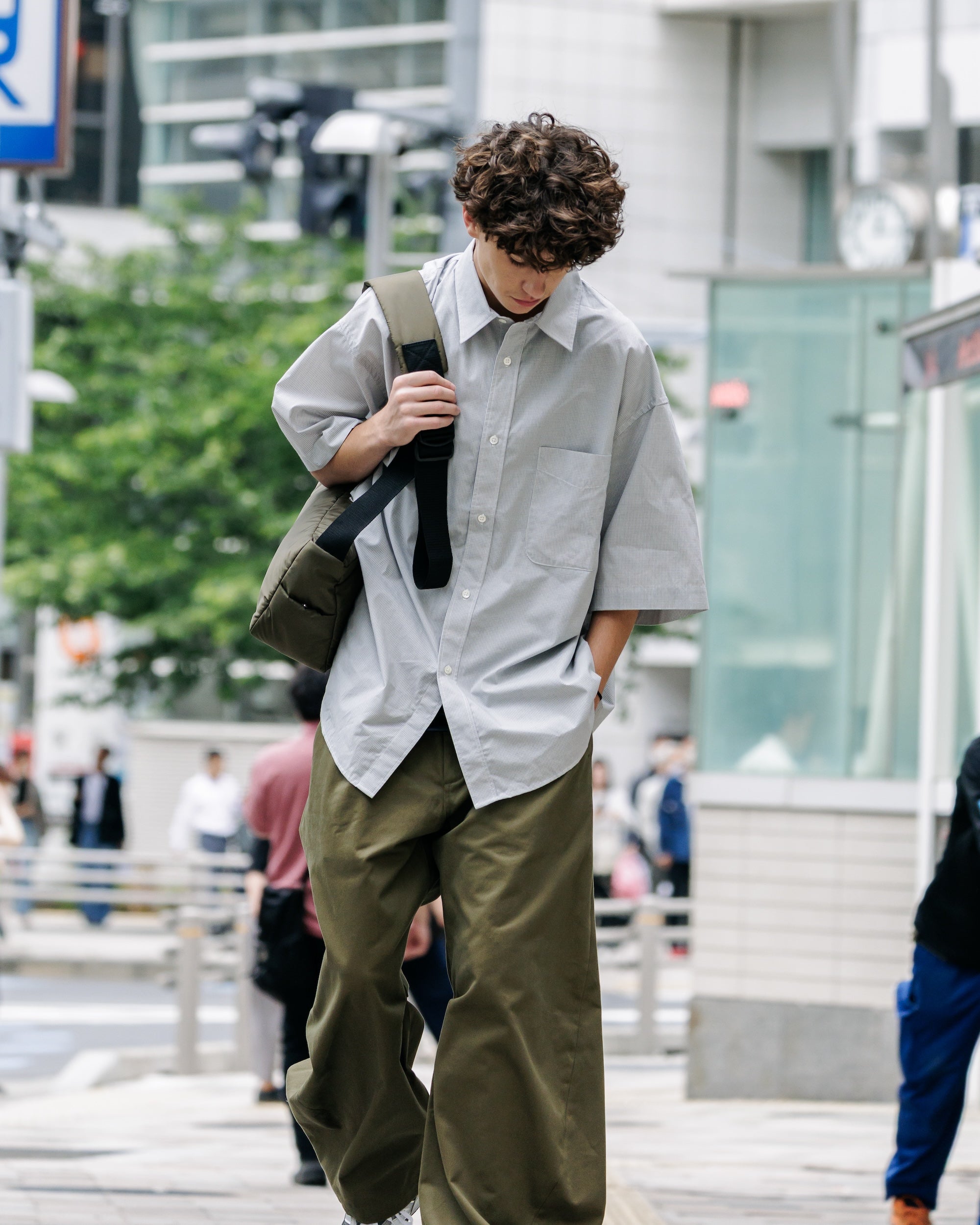 【6.11 WED 20:00- IN STOCK】BARREL LEG EASY PANTS (OLIVE)