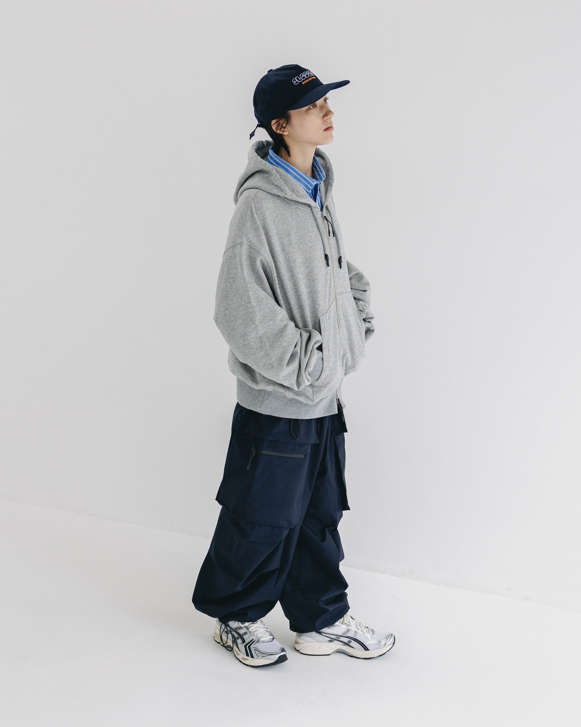 【10.4 SAT 20:00- IN STOCK】ZIP HOODIE