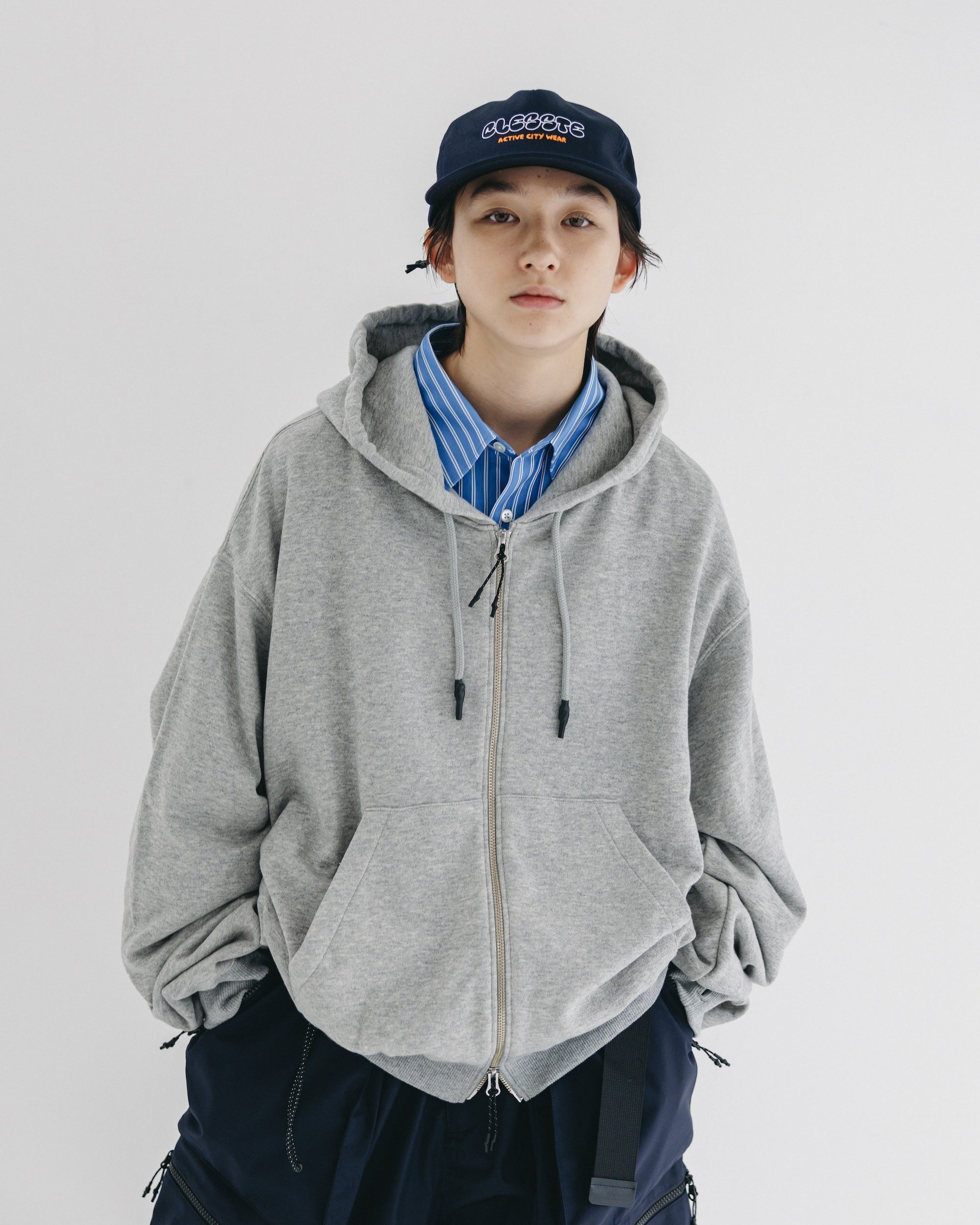 【10.4 SAT 20:00- IN STOCK】ZIP HOODIE