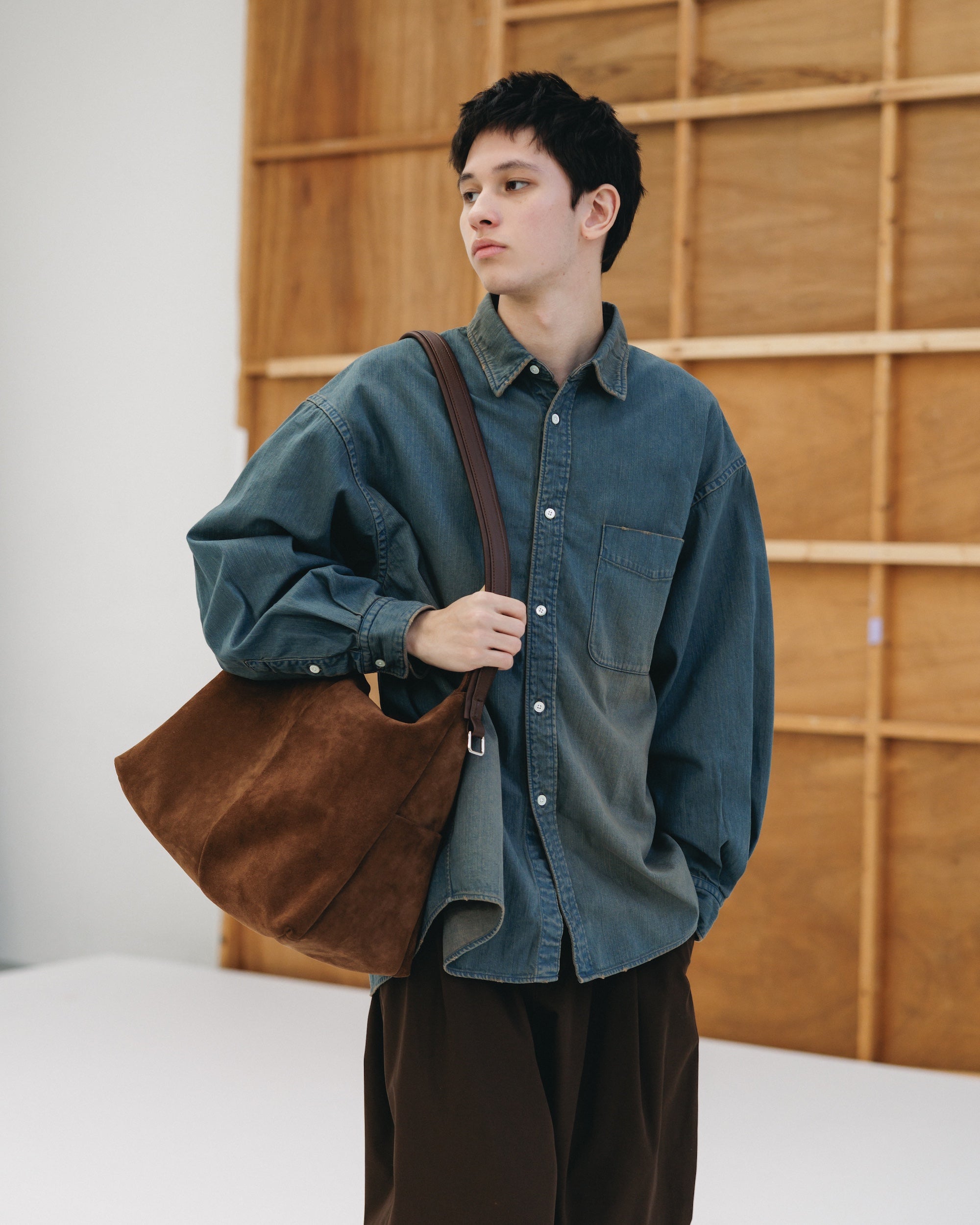 【2.28 SAT 20:00- IN STOCK】DENIM CLASSIC CITY L/S SHIRT (VINTAGE BROWN)