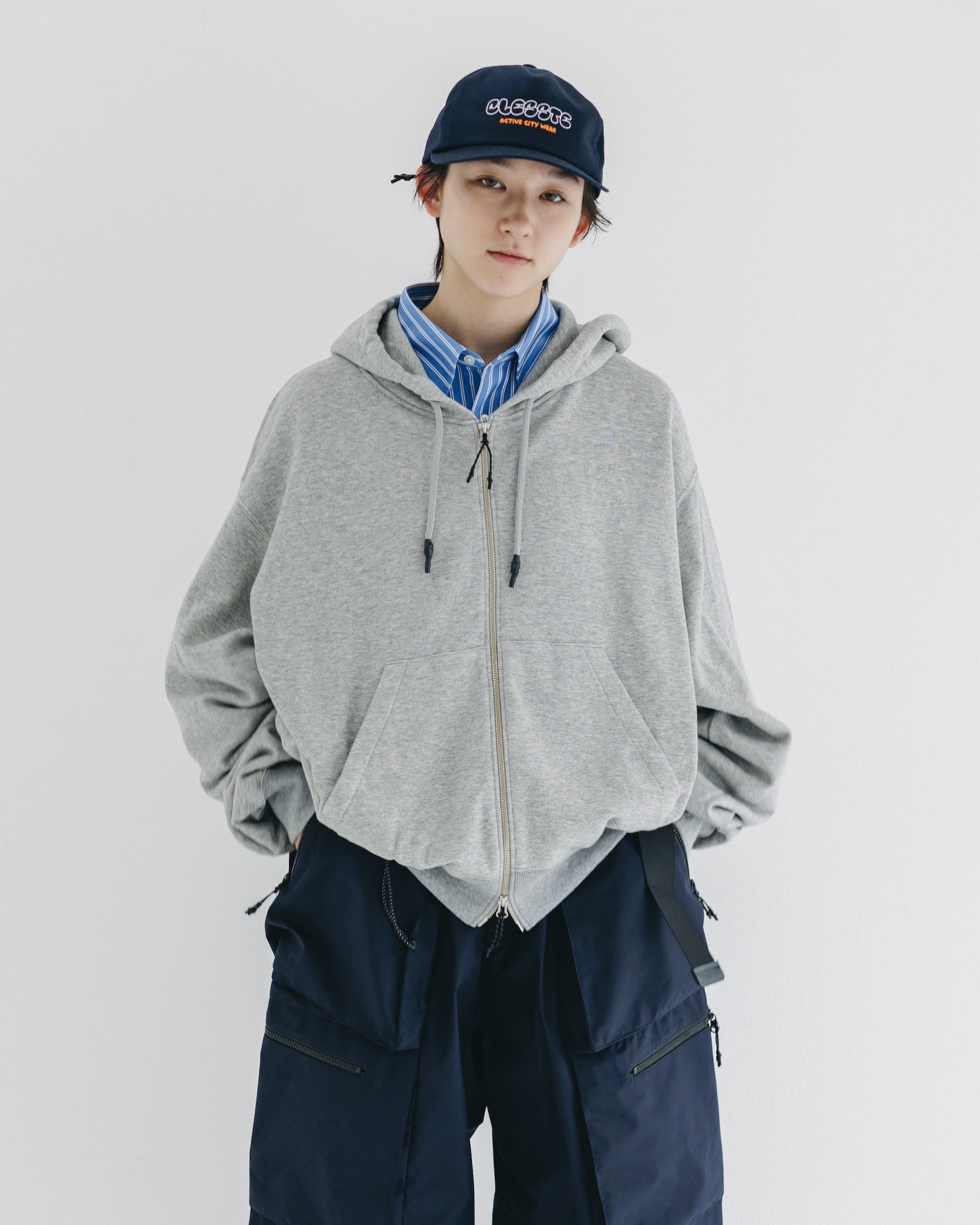 【10.4 SAT 20:00- IN STOCK】ZIP HOODIE
