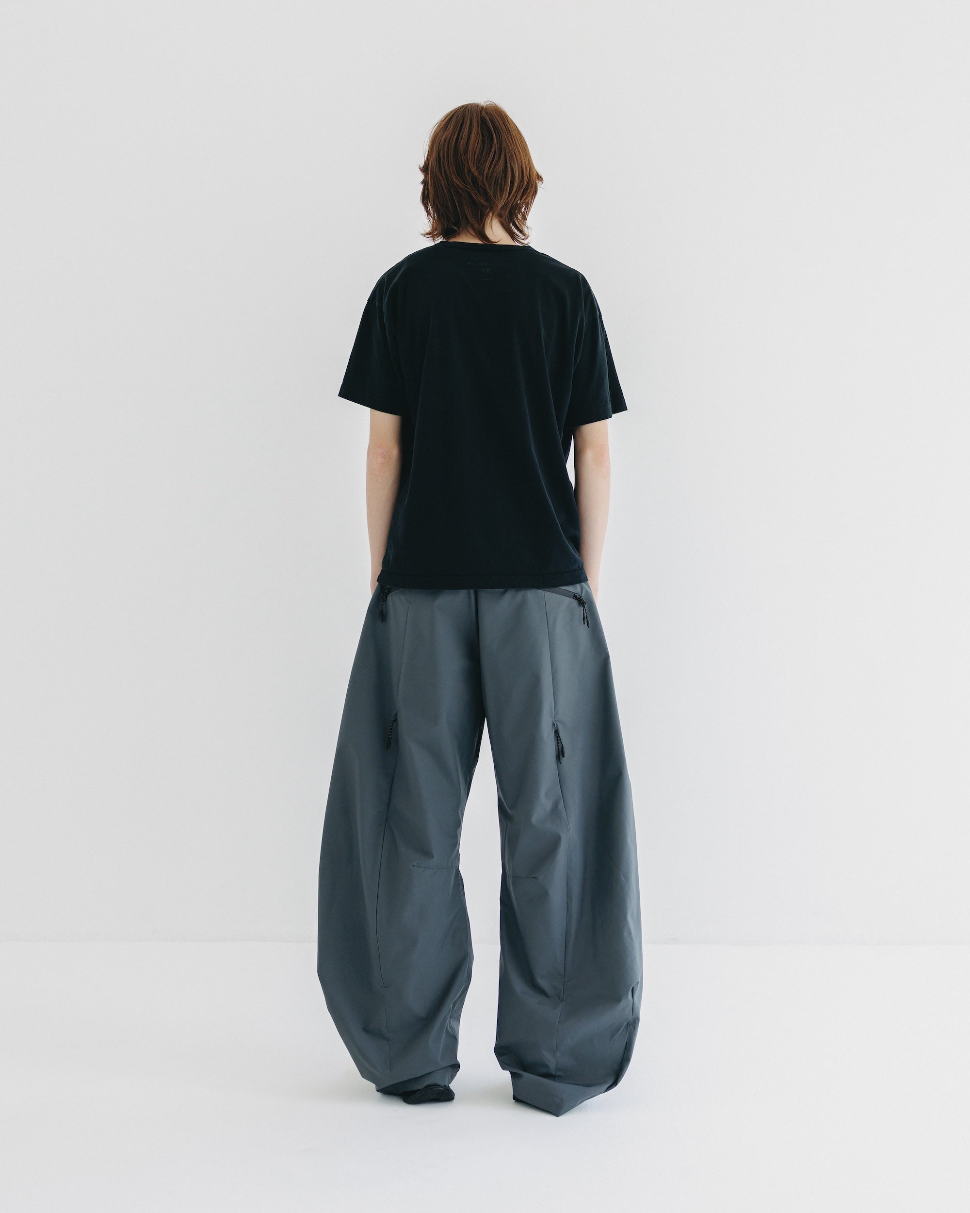 【9.10 WED 20:00- IN STOCK】+phenix WINDSTOPPER® by GORE-TEX LABS CITY BARREL LEG PANTS (GRAPHAITE GRAY)