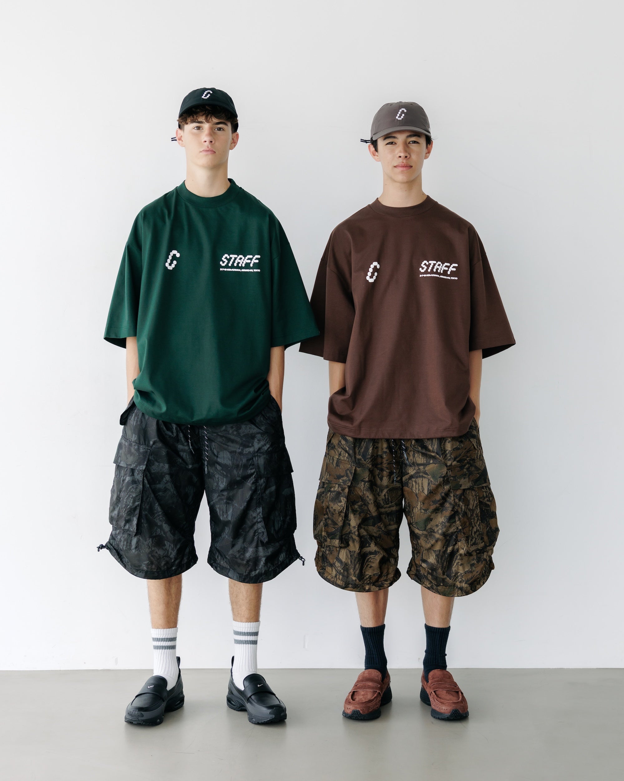 7.23 WED 20:00- IN STOCK】STAFF T-SHIRT WITH DRAWSTRINGS (GREEN)