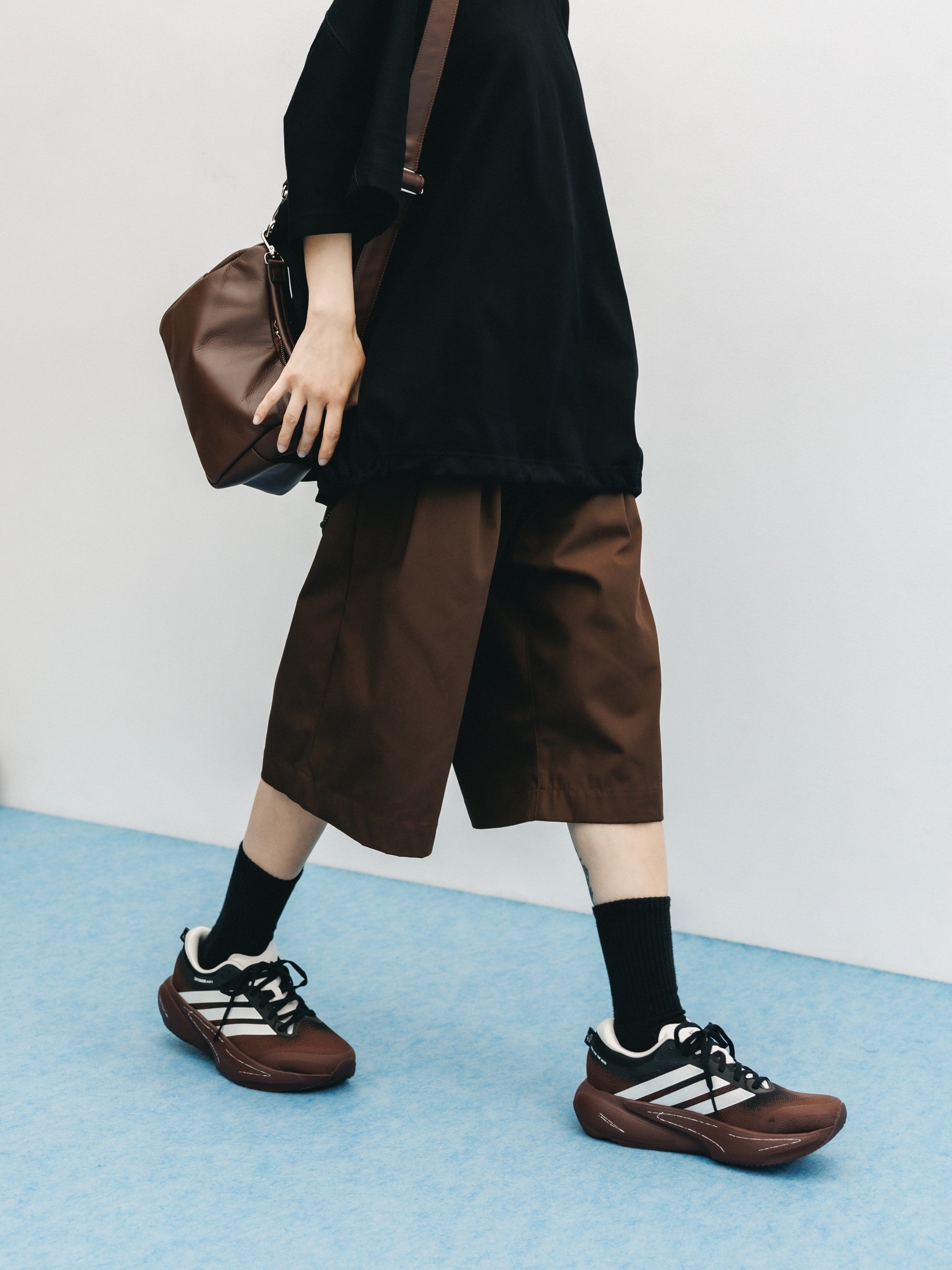 【6.6 SAT 20:00- IN STOCK】T/C GABARDINE CITY BAGGY HALF PANTS (BROWN)