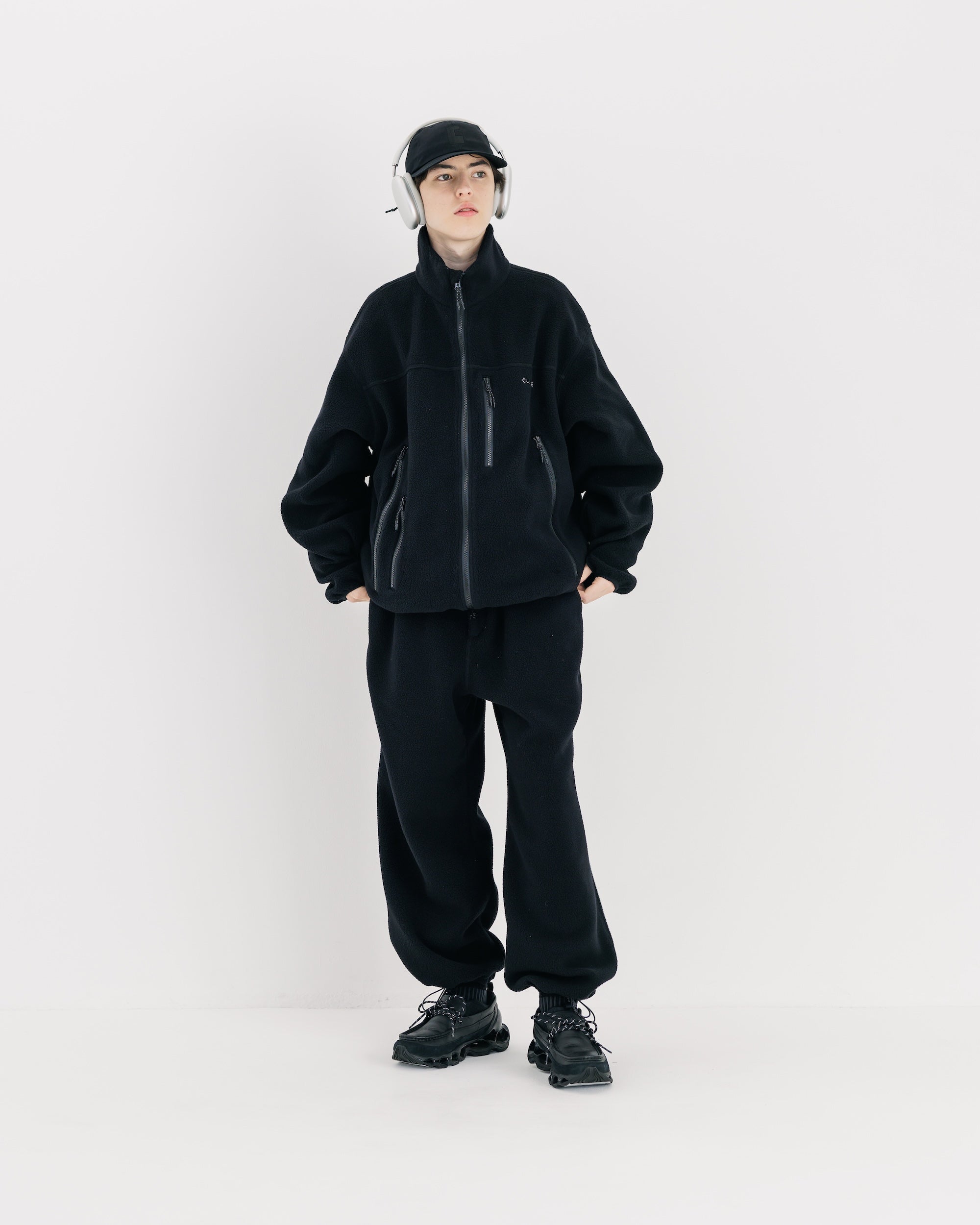 【2.22 SAT 20:00- RE STOCK】POLARTEC® FLEECE CITY UNIFORM SETUP