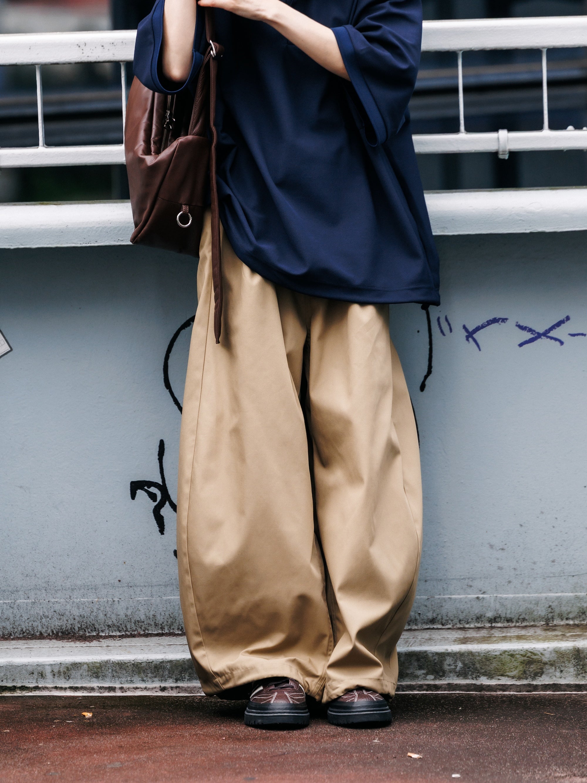 【7.11 SAT 20:00- IN STOCK】T/C GABARDINE CITY WIDE PANTS (BEIGE)