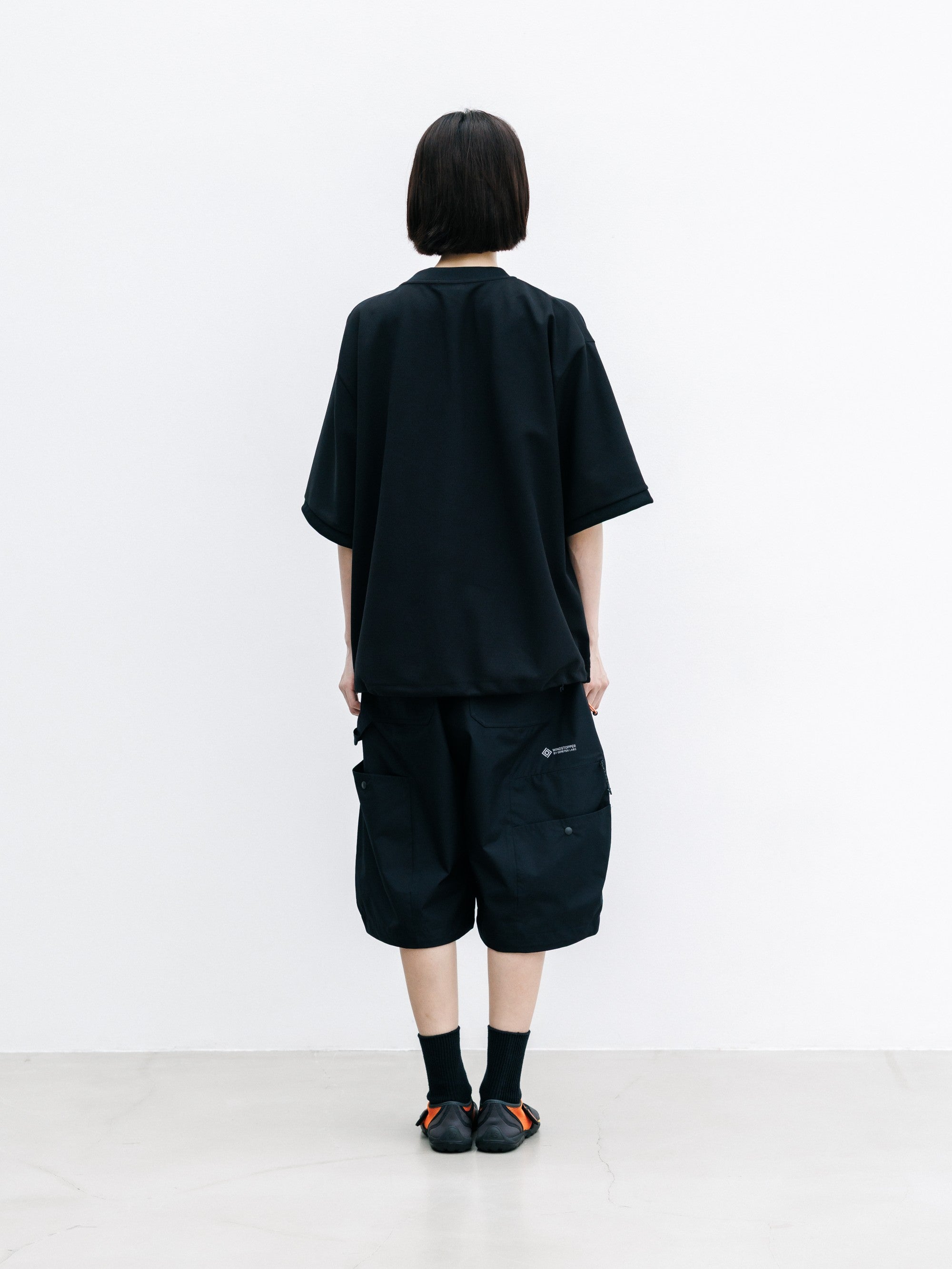 【8.12 WED 20:00- IN STOCK】ACTIVE CITY HENLEY NECK S/S T-SHIRT (BLACK)