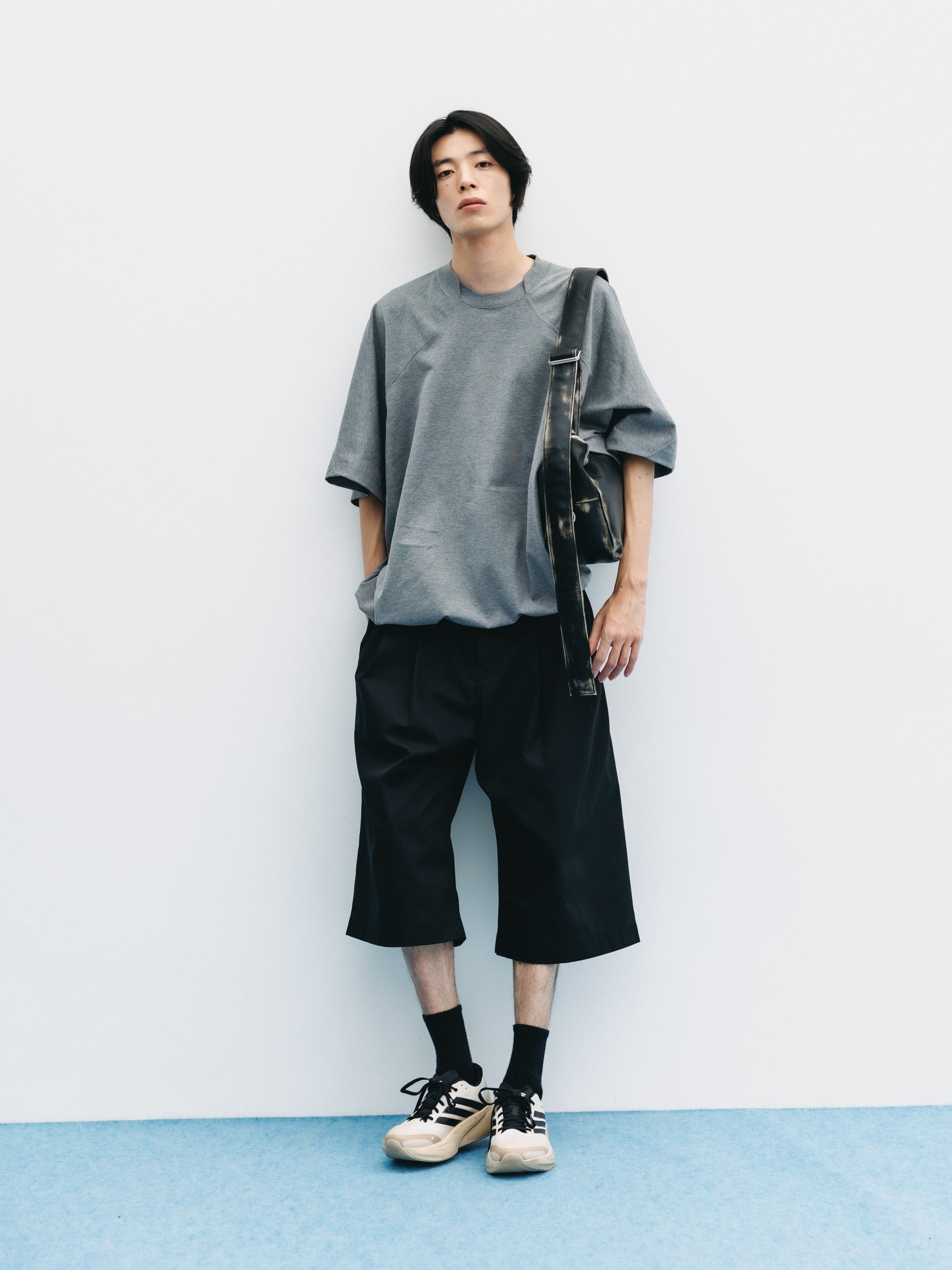 【6.6 SAT 20:00- IN STOCK】T/C GABARDINE CITY BAGGY HALF PANTS (BLACK)