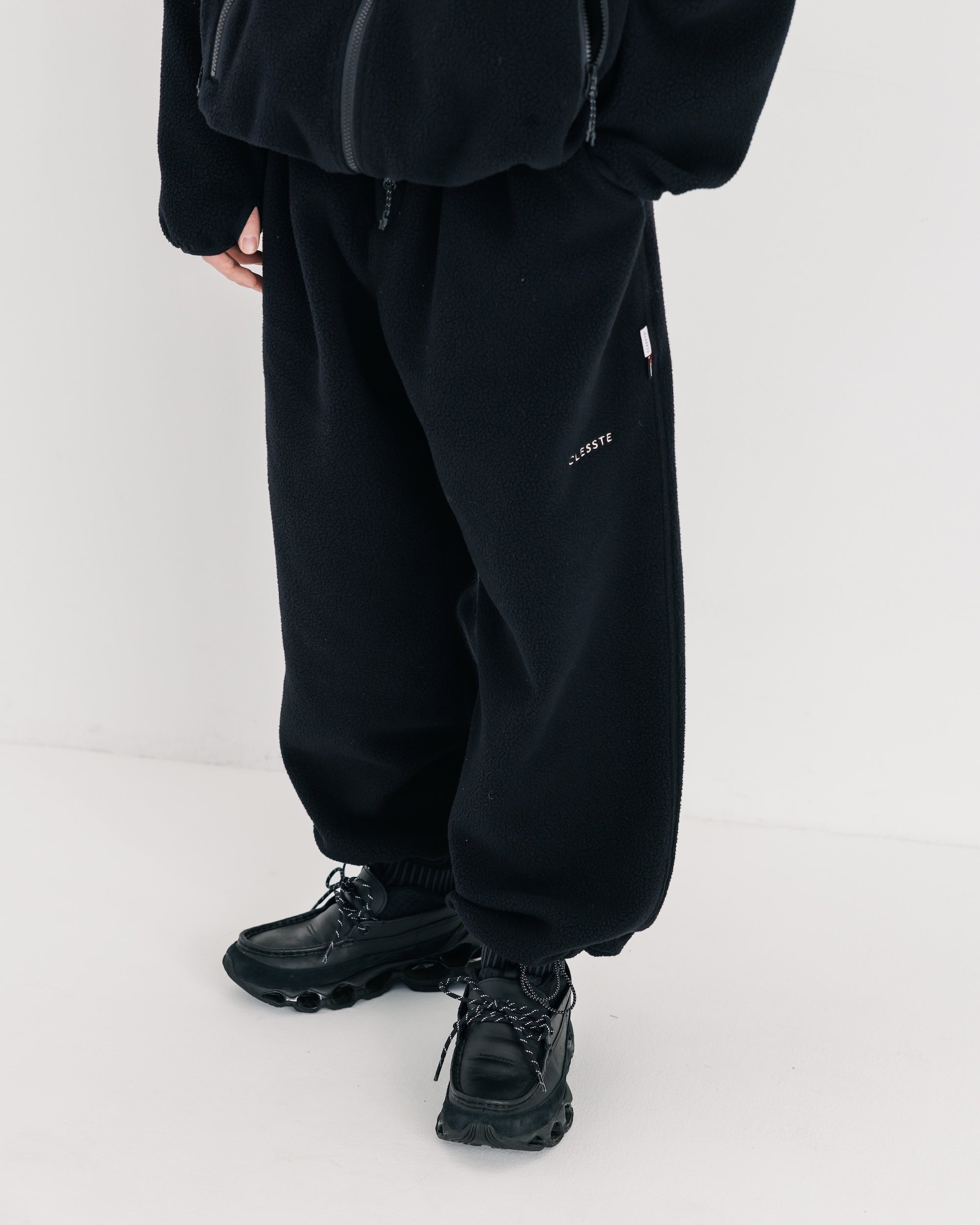 【2.22 SAT 20:00- RE STOCK】POLARTEC® FLEECE CITY UNIFORM SETUP