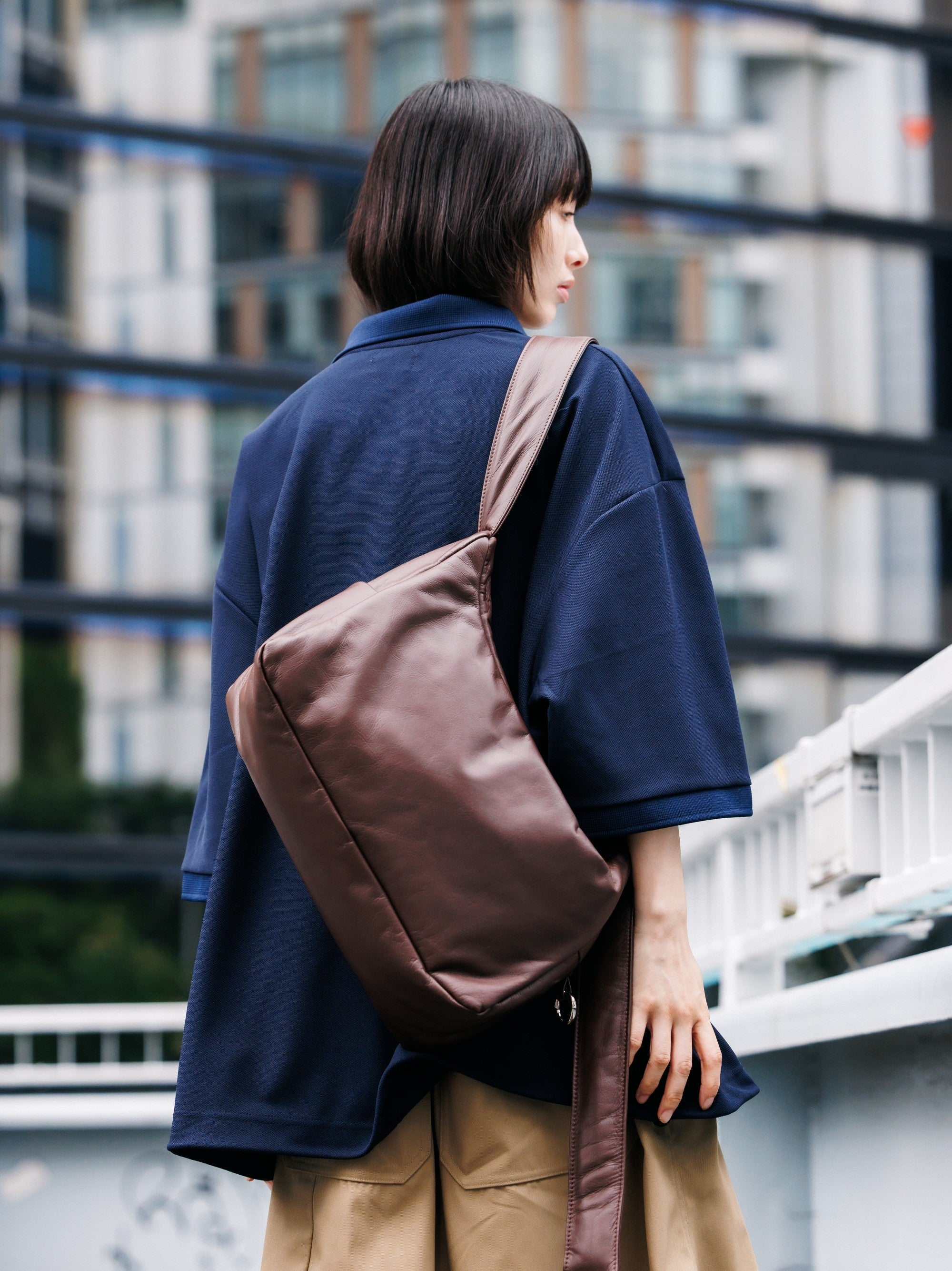 【8.5 WED 20:00- IN STOCK】LEATHER HOLIDAY BAG (BROWN)