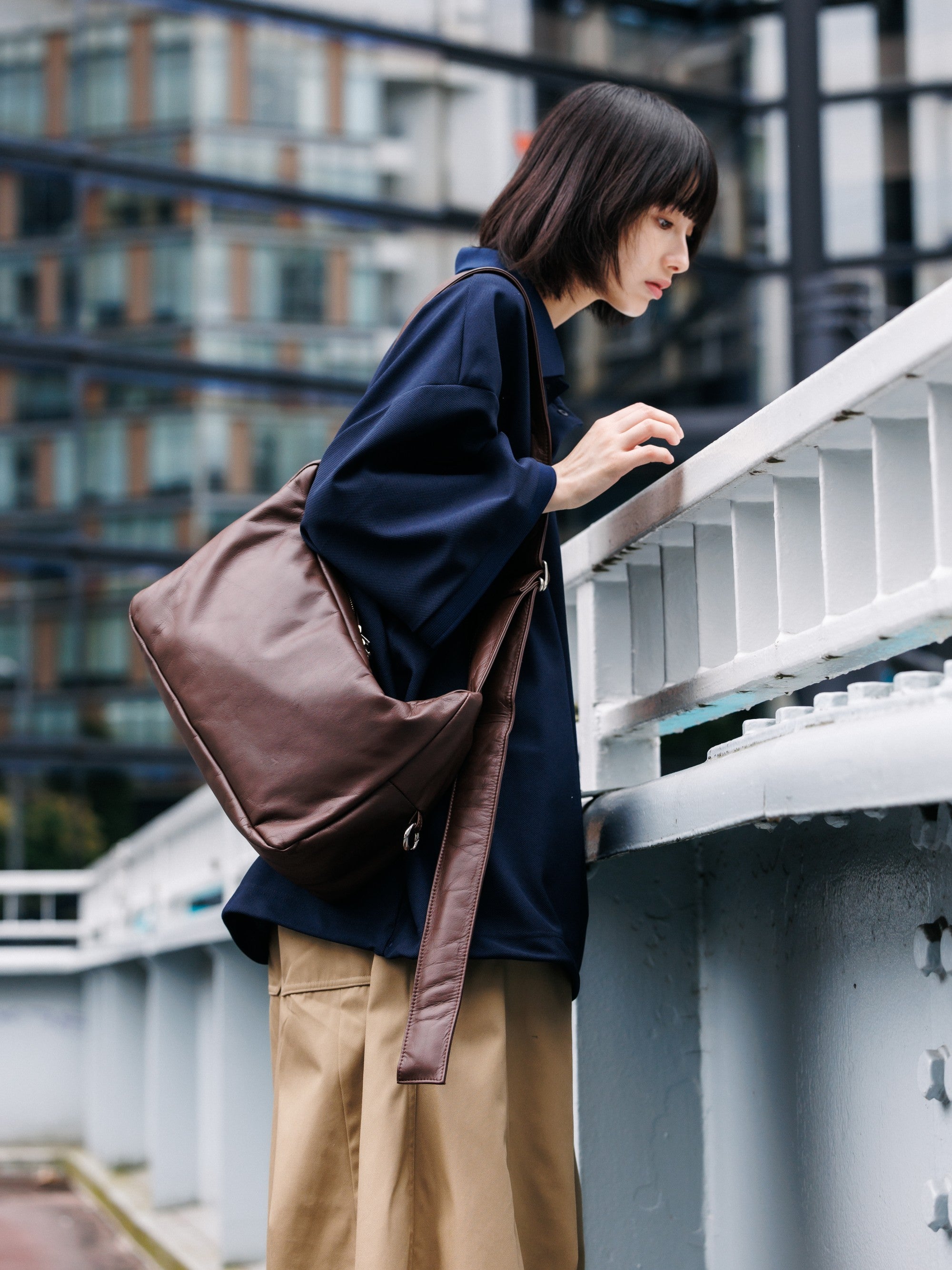 【8.5 WED 20:00- IN STOCK】LEATHER HOLIDAY BAG (BROWN)