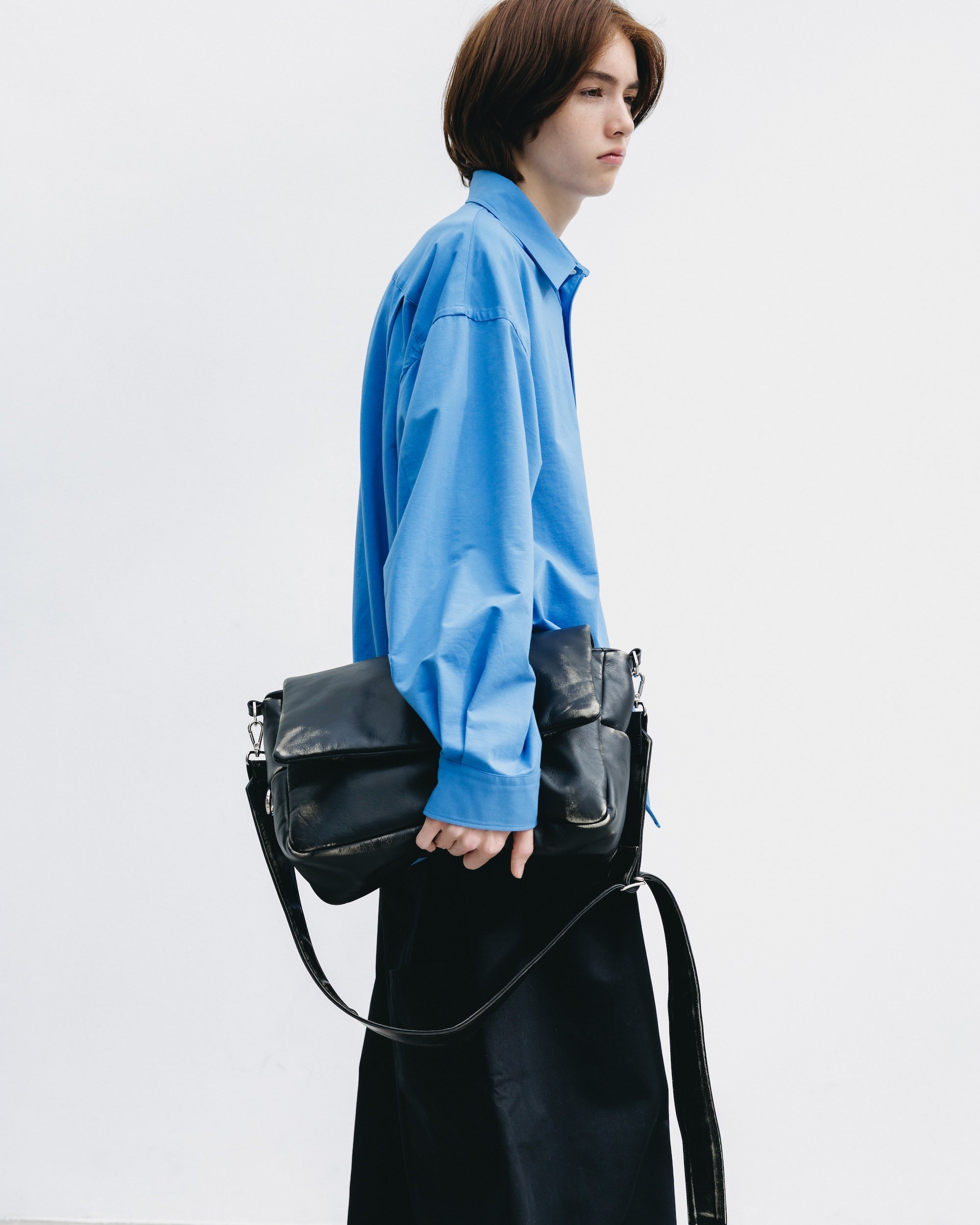 【12.10 WED 20:00- IN STOCK】VINTAGE LEATHER PADDED FLAP HOLIDAY BAG (BLACK)