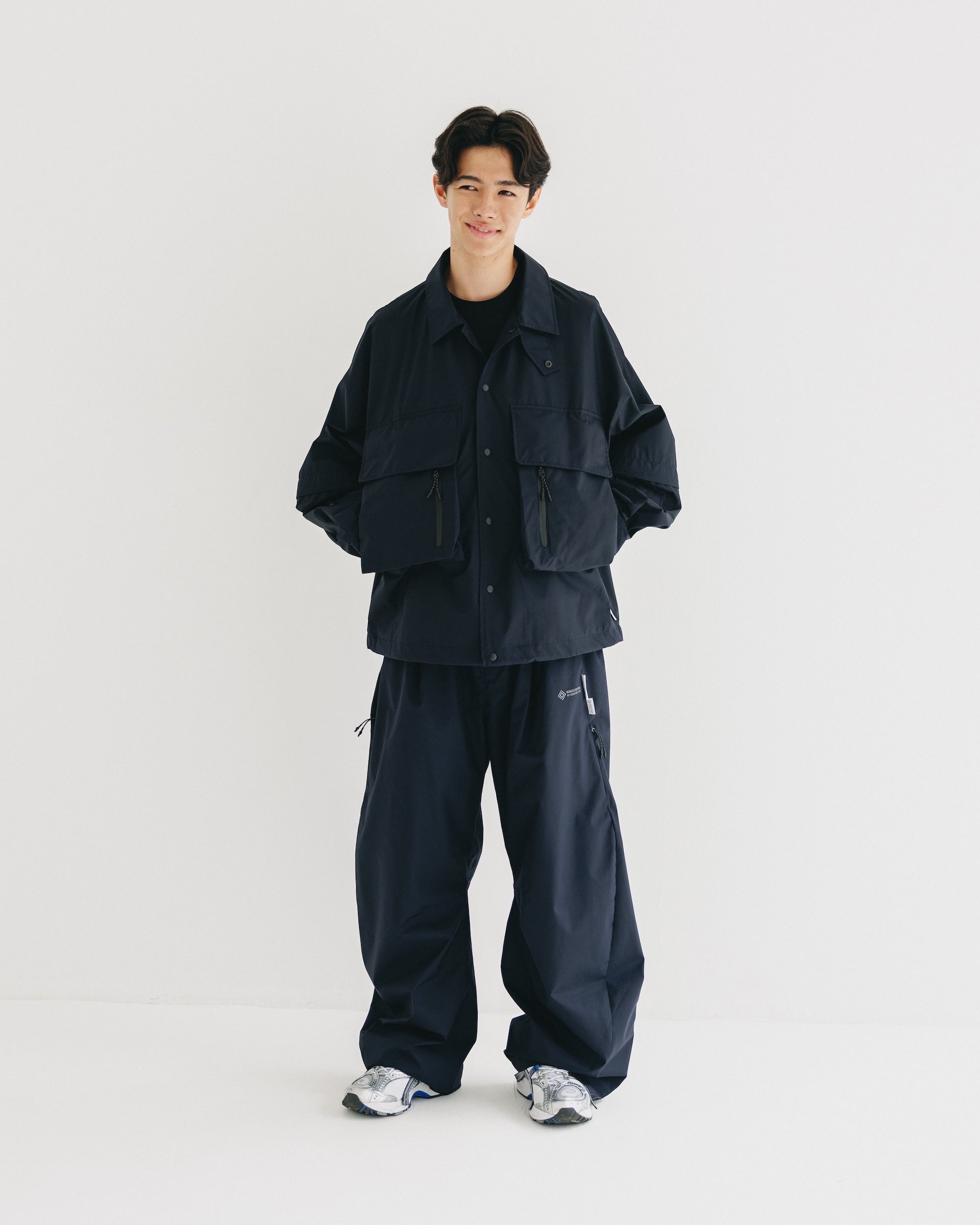 【9.10 WED 20:00- IN STOCK】+phenix WINDSTOPPER® by GORE-TEX LABS CITY BARREL LEG PANTS (NAVY)