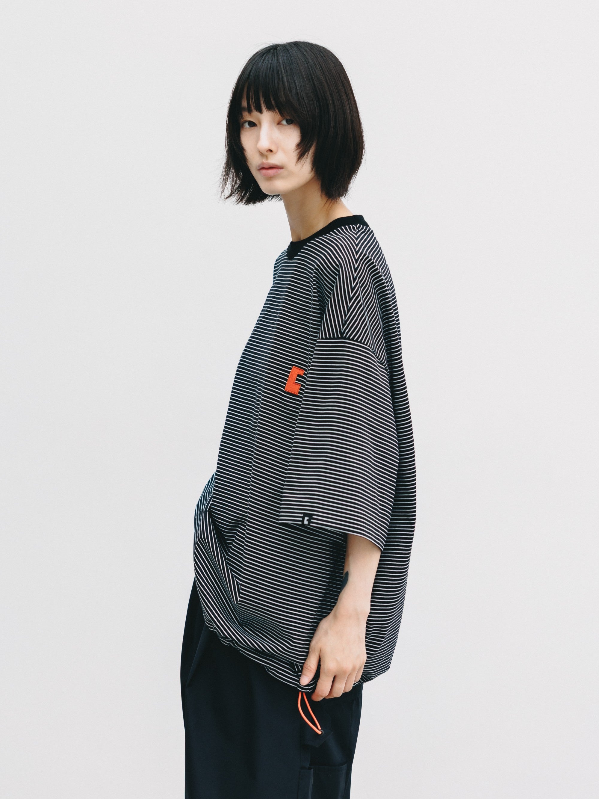【6.13 SAT 20:00- IN STOCK】"C×CONCEPT" STRIPED S/S T-SHIRT WITH DRAWSTRINGS (BLACK×WHITE)