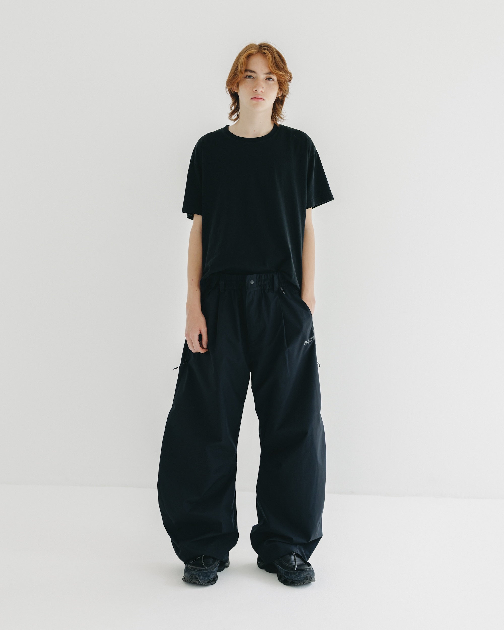 【9.10 WED 20:00- IN STOCK】+phenix WINDSTOPPER® by GORE-TEX LABS CITY BARREL LEG PANTS (BLACK)