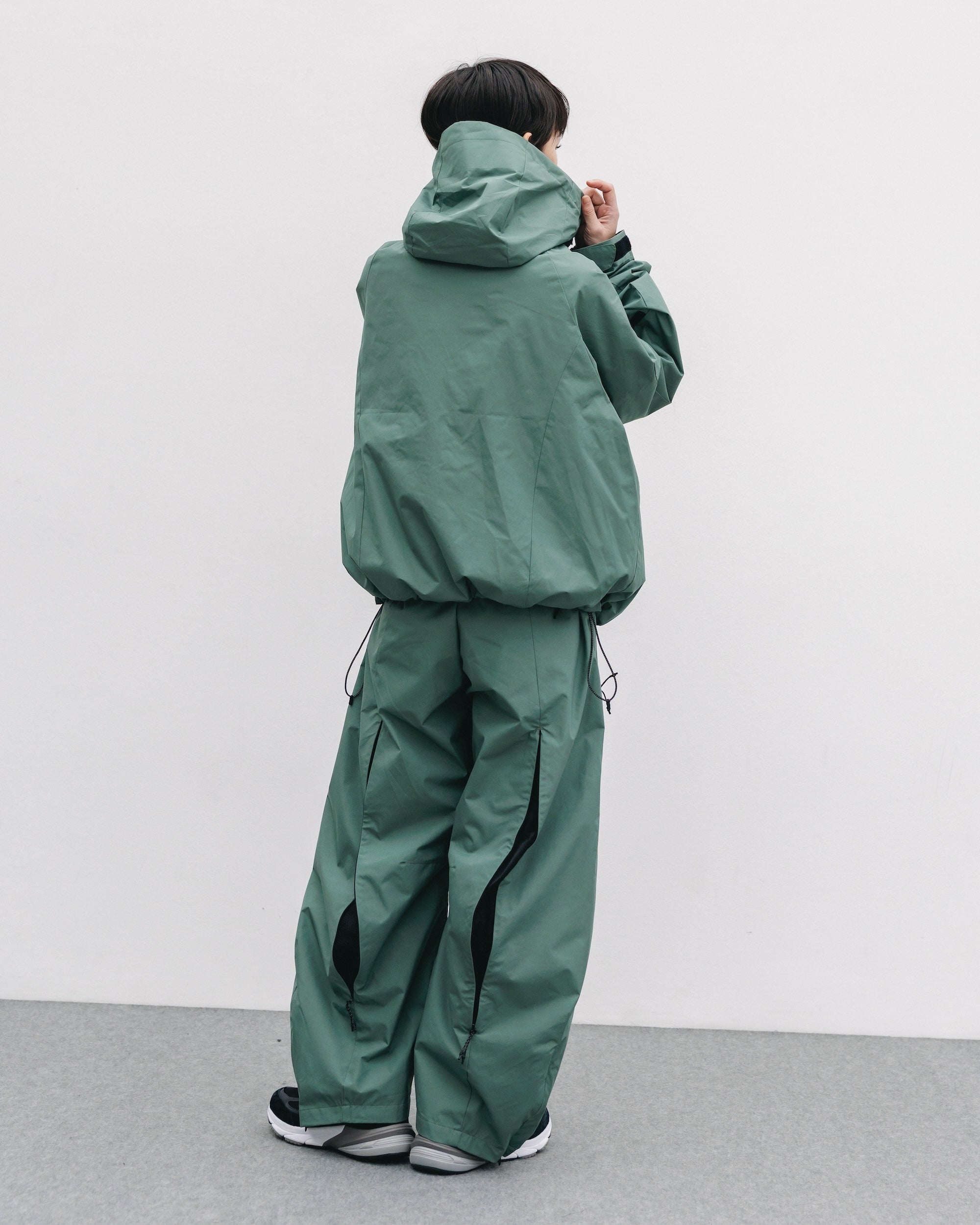 +phenix WINDSTOPPER® by GORE-TEX LABS CITY MOUNTAIN JACKET (MILITARY GREEN)