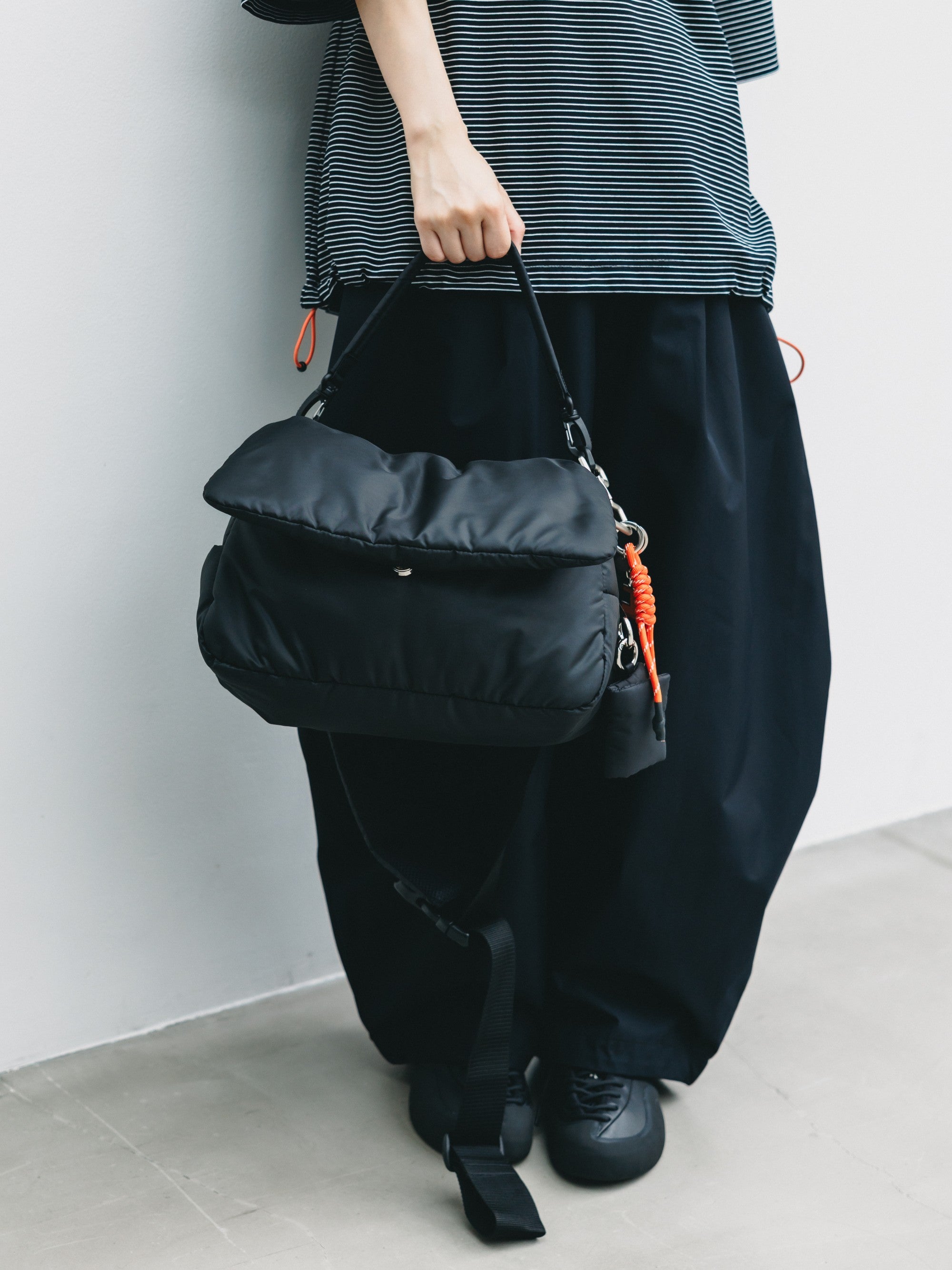 【6.24 WED 20:00- IN STOCK】PADDED FLAP HOLIDAY BAG(BLACK)